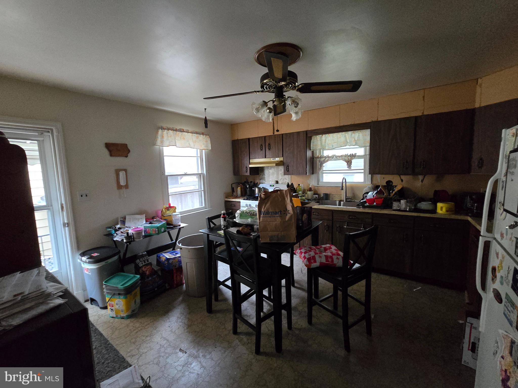 LANDSDOWNE - Residential