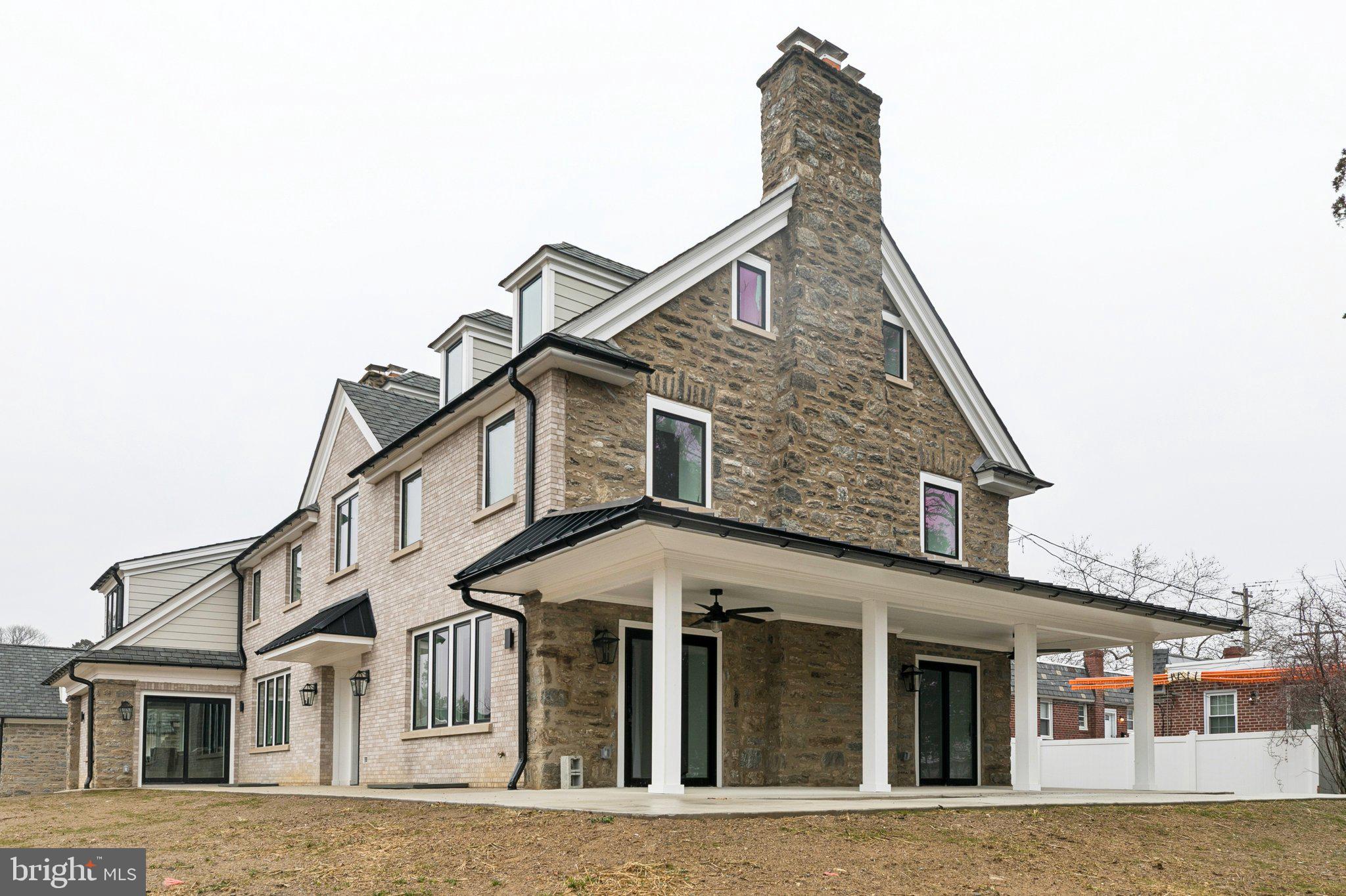 615 E MOUNT PLEASANT AVENUE