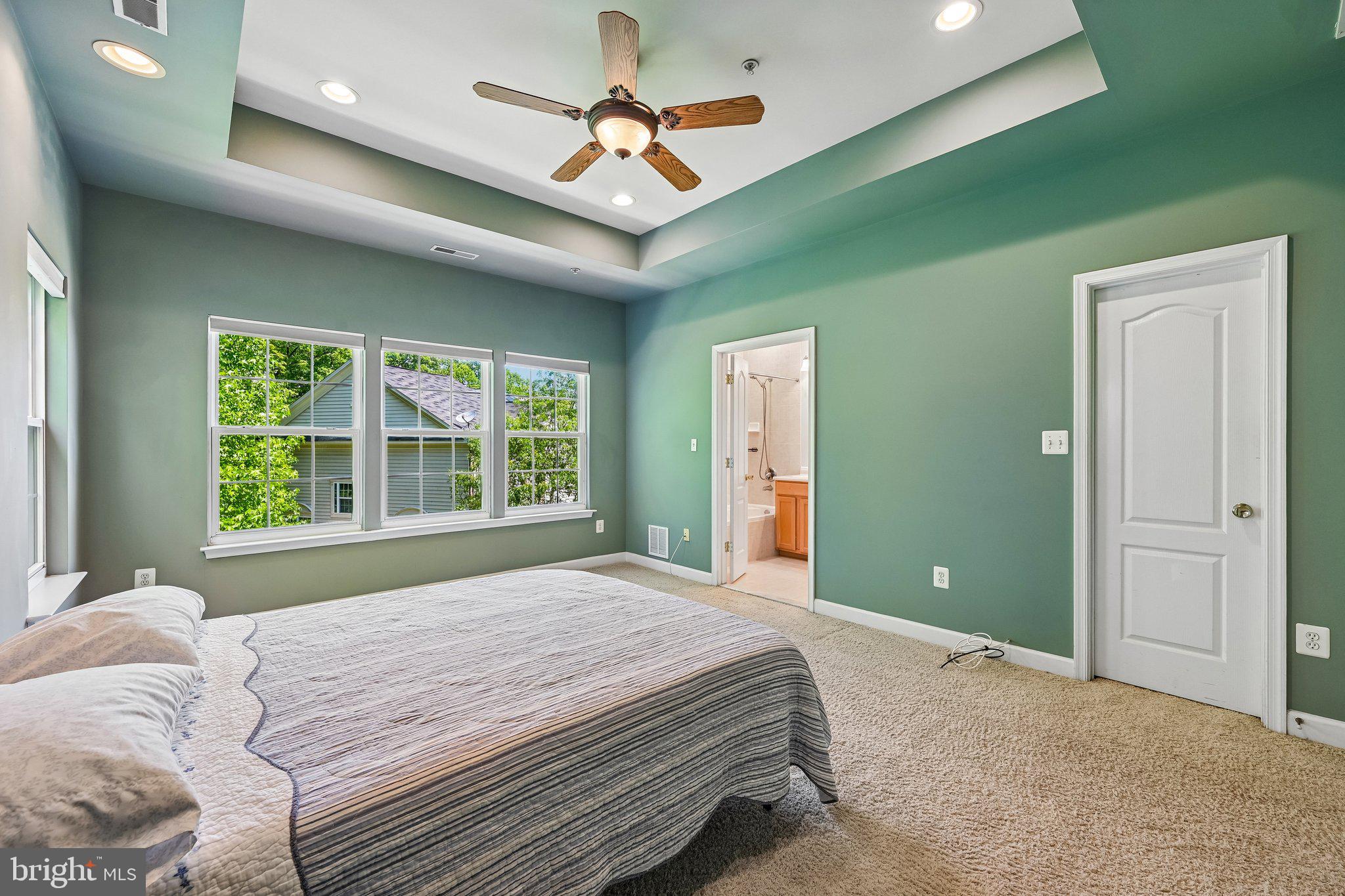 RUSSETT - Residential