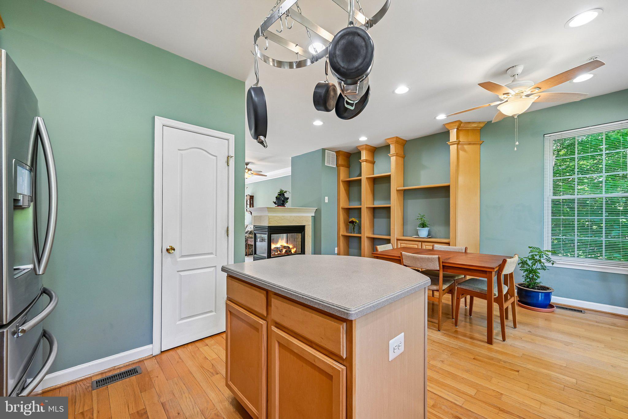 RUSSETT - Residential