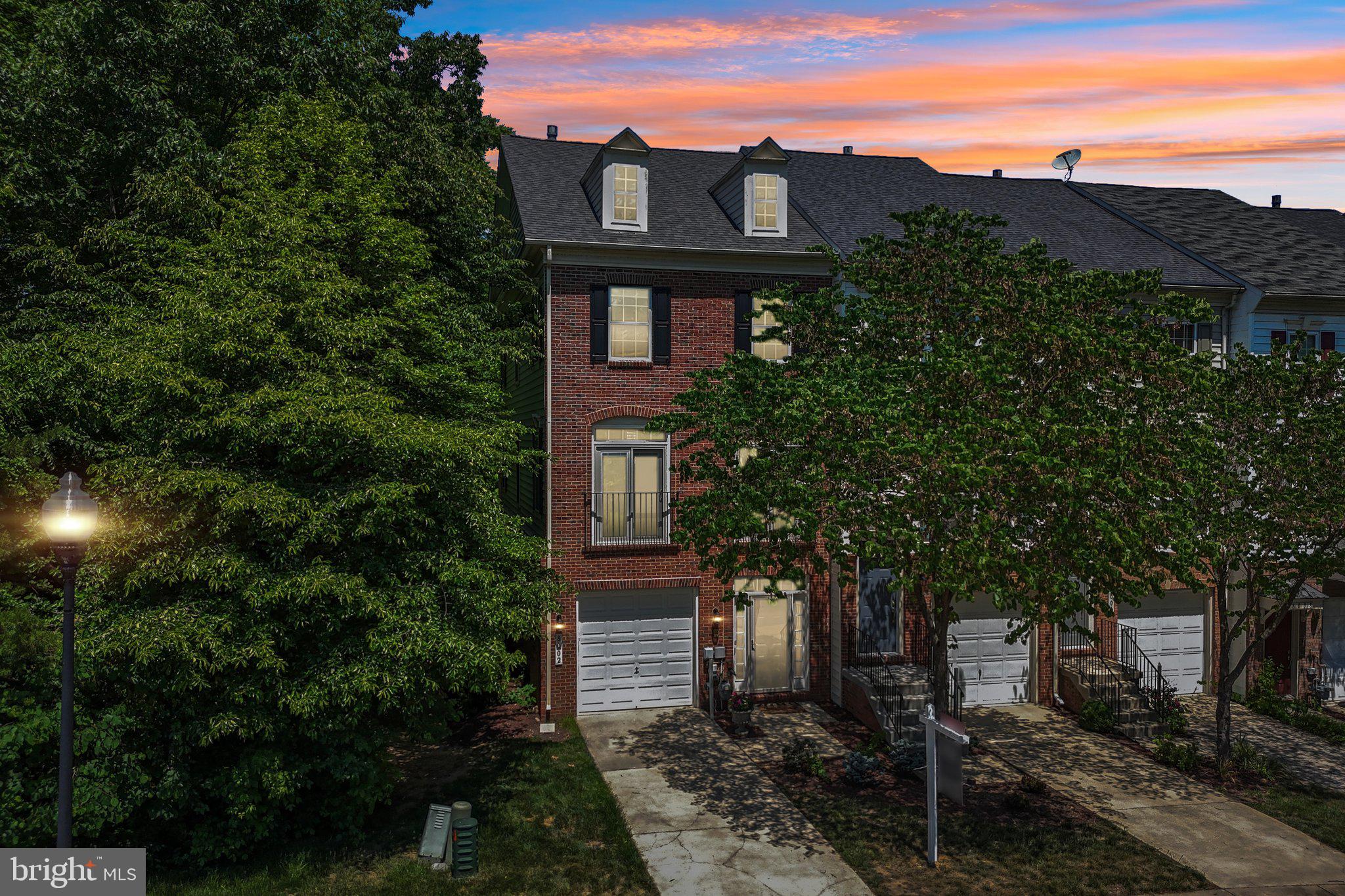 RUSSETT - Residential