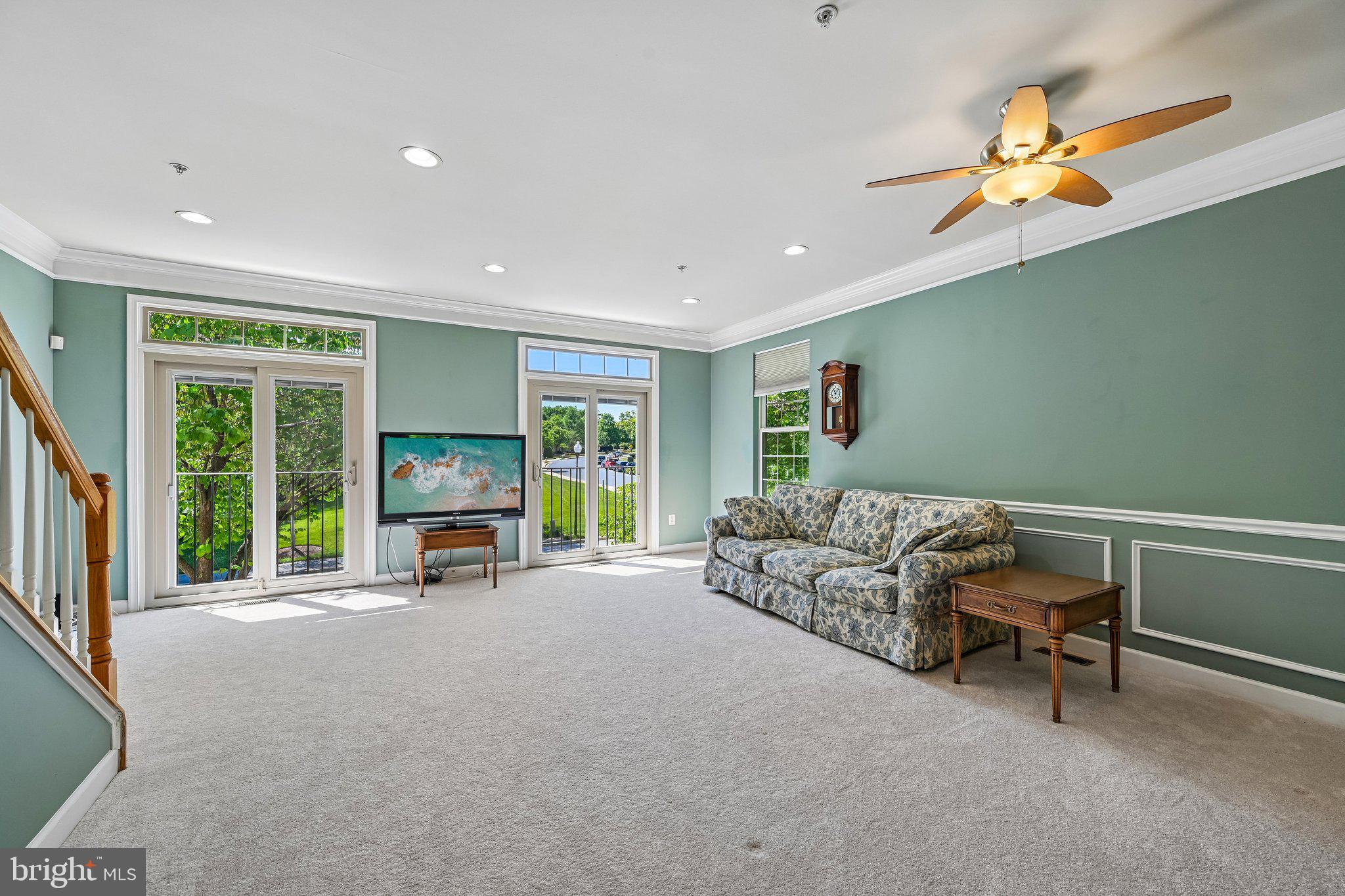 RUSSETT - Residential