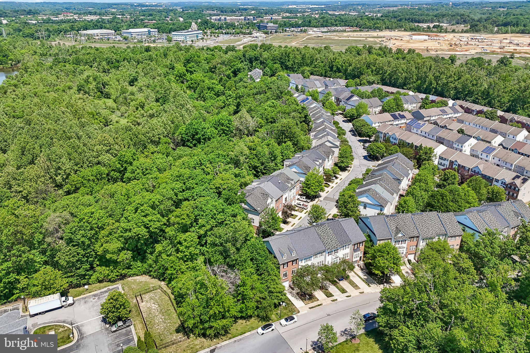 RUSSETT - Residential