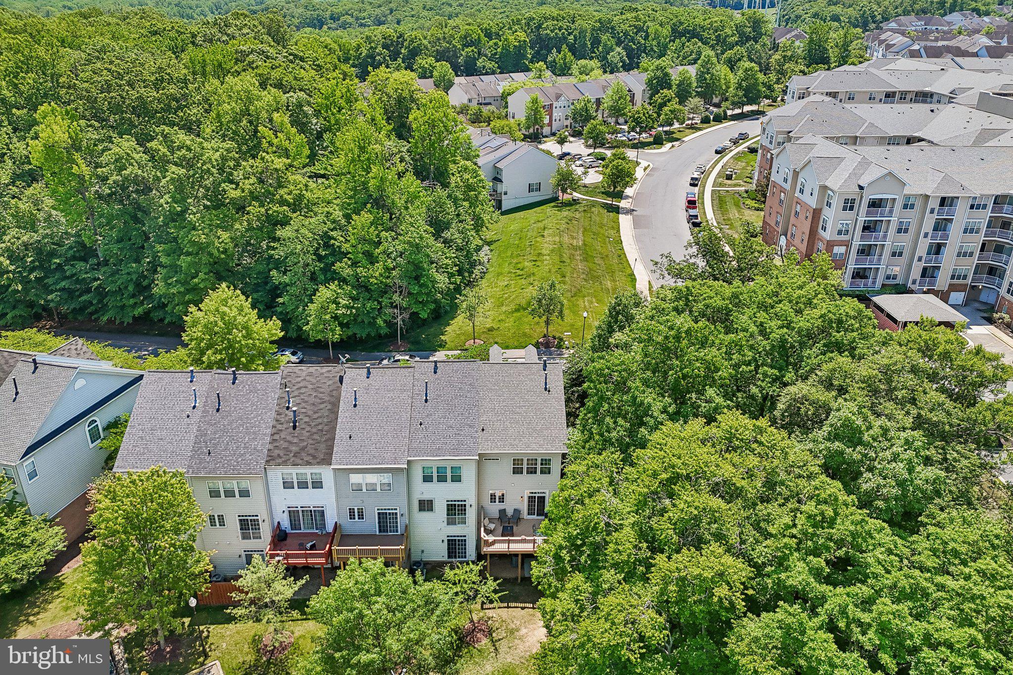 RUSSETT - Residential