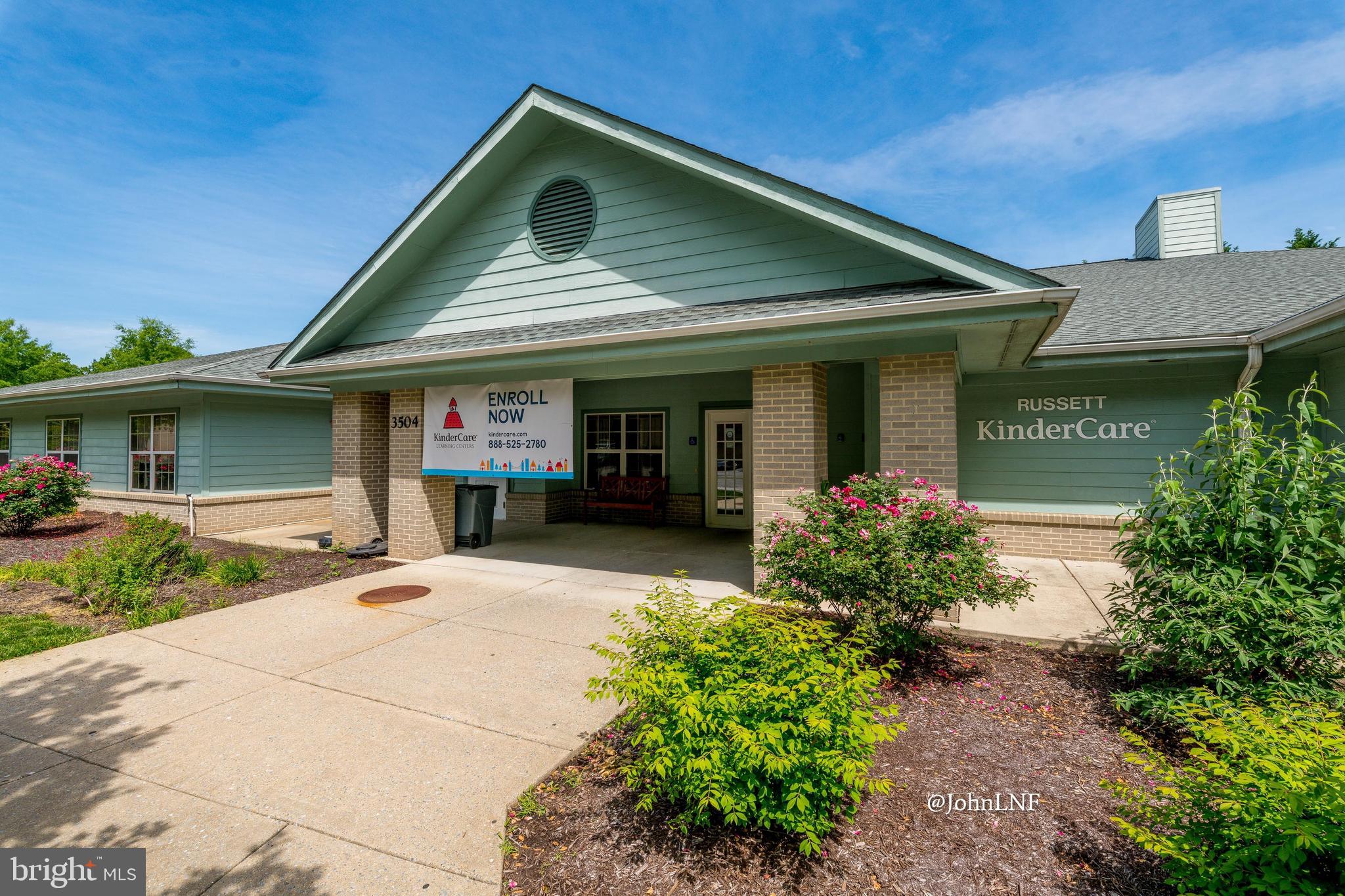 RUSSETT - Residential