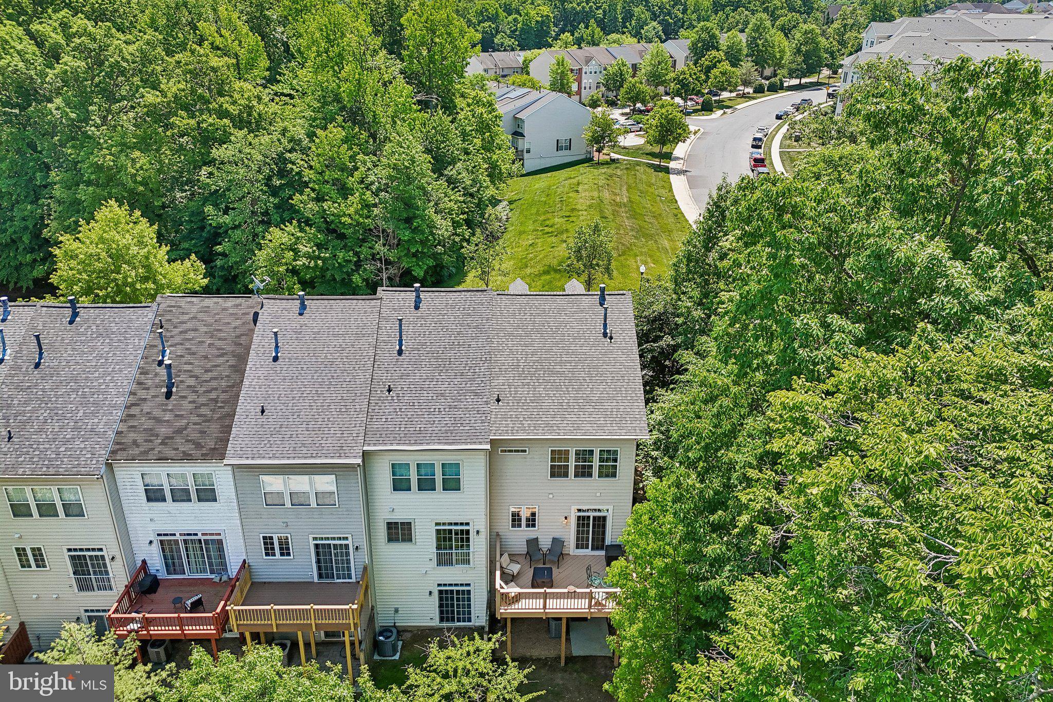 RUSSETT - Residential