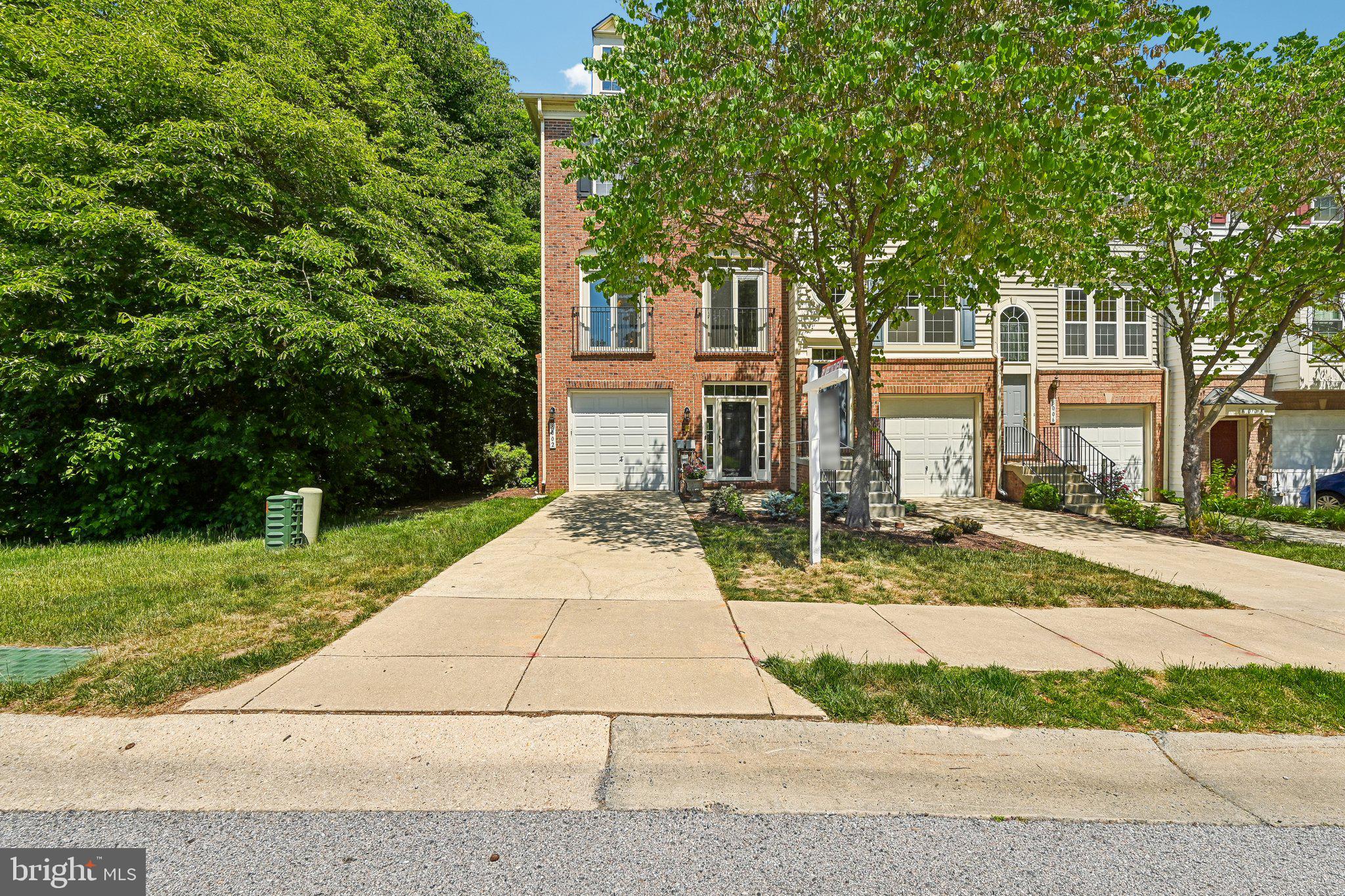 RUSSETT - Residential