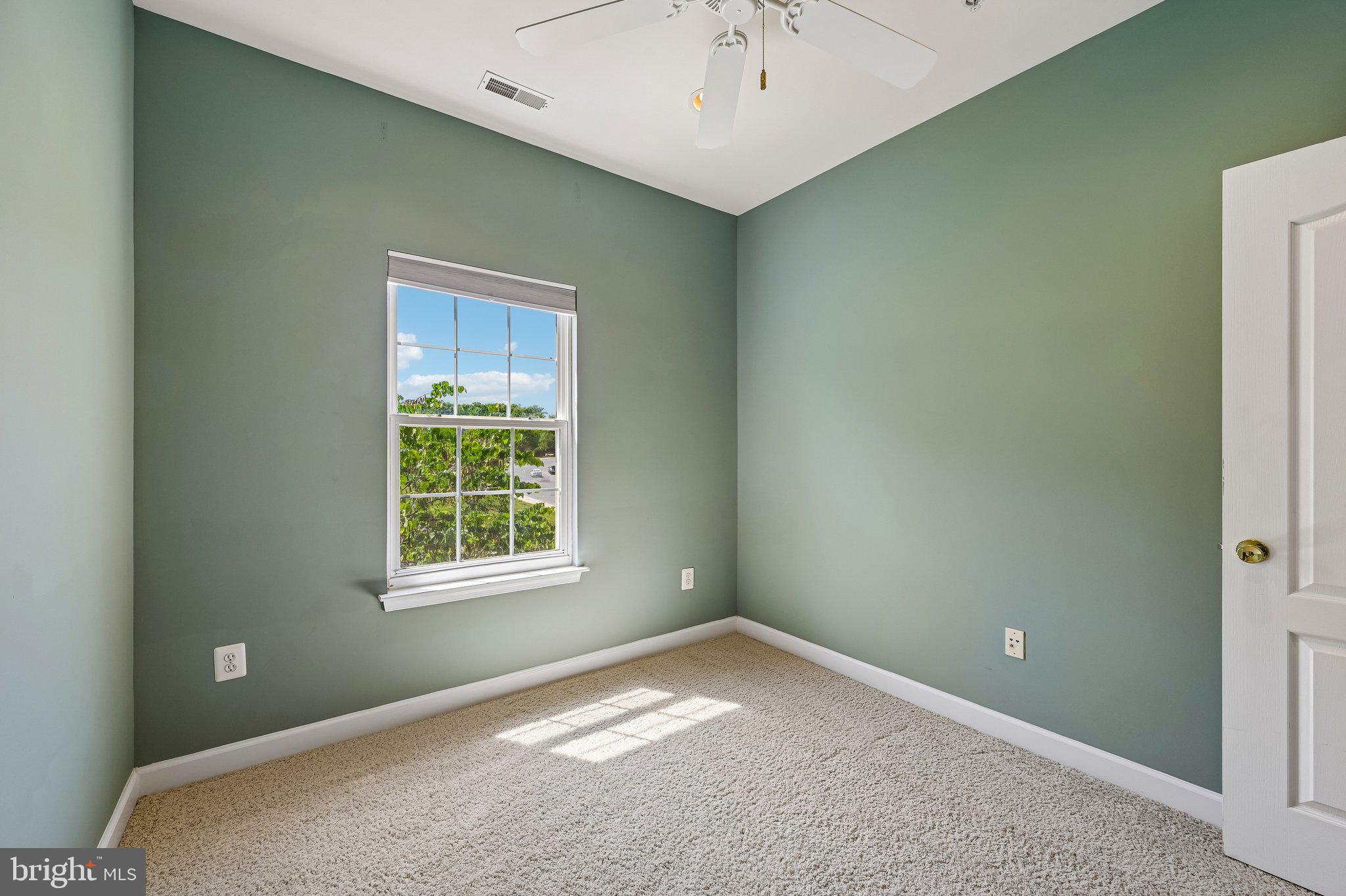 RUSSETT - Residential