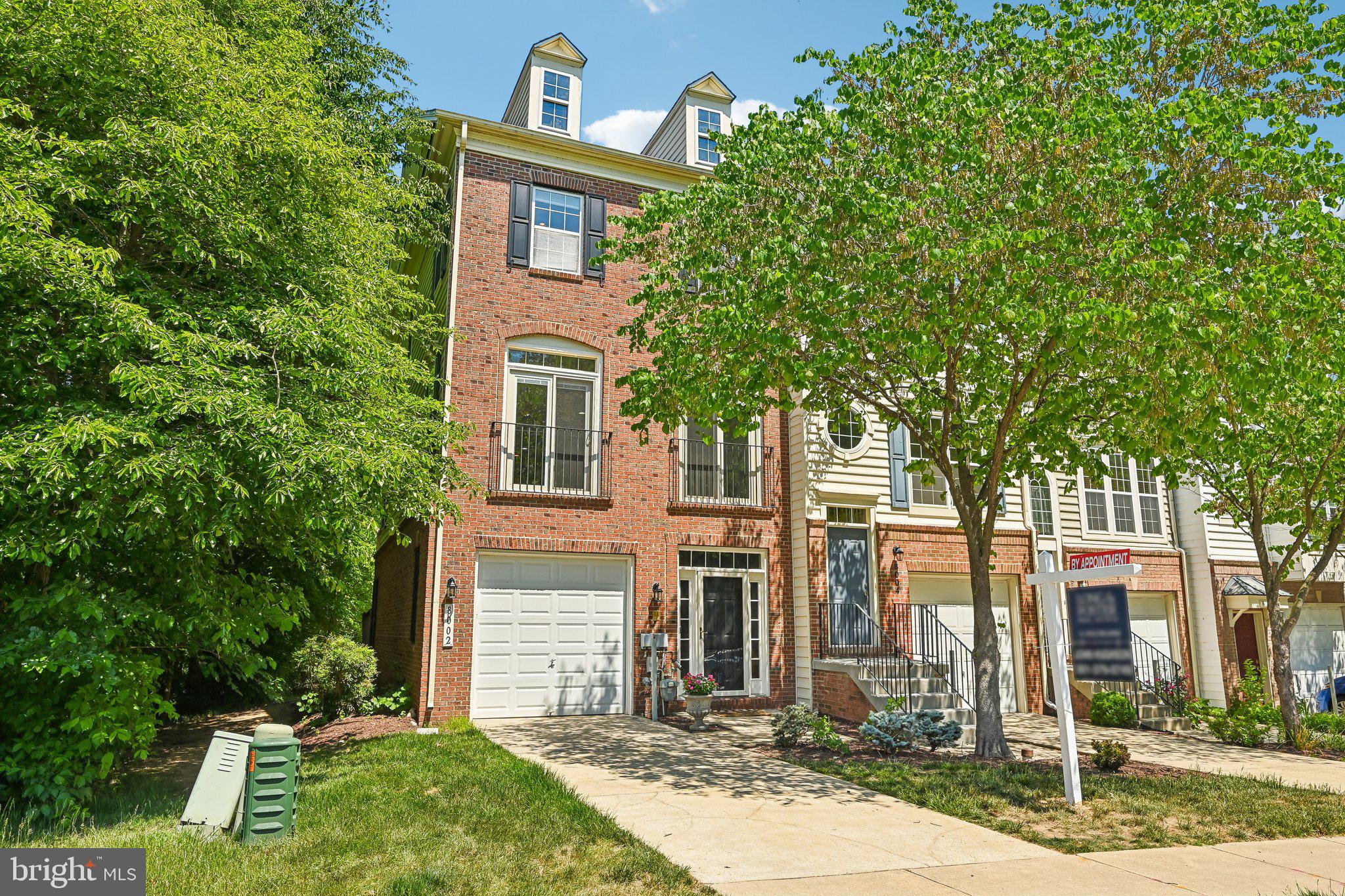 RUSSETT - Residential