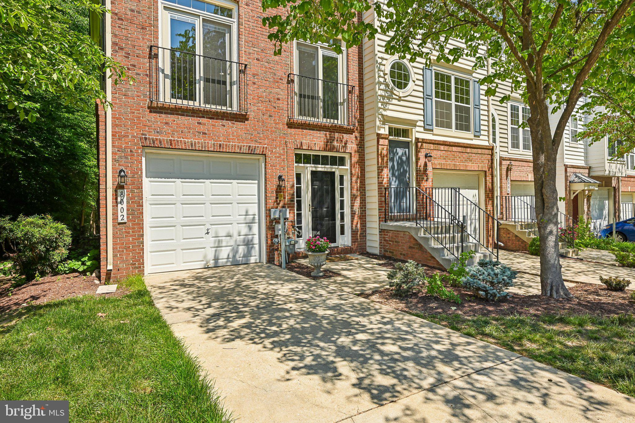 RUSSETT - Residential