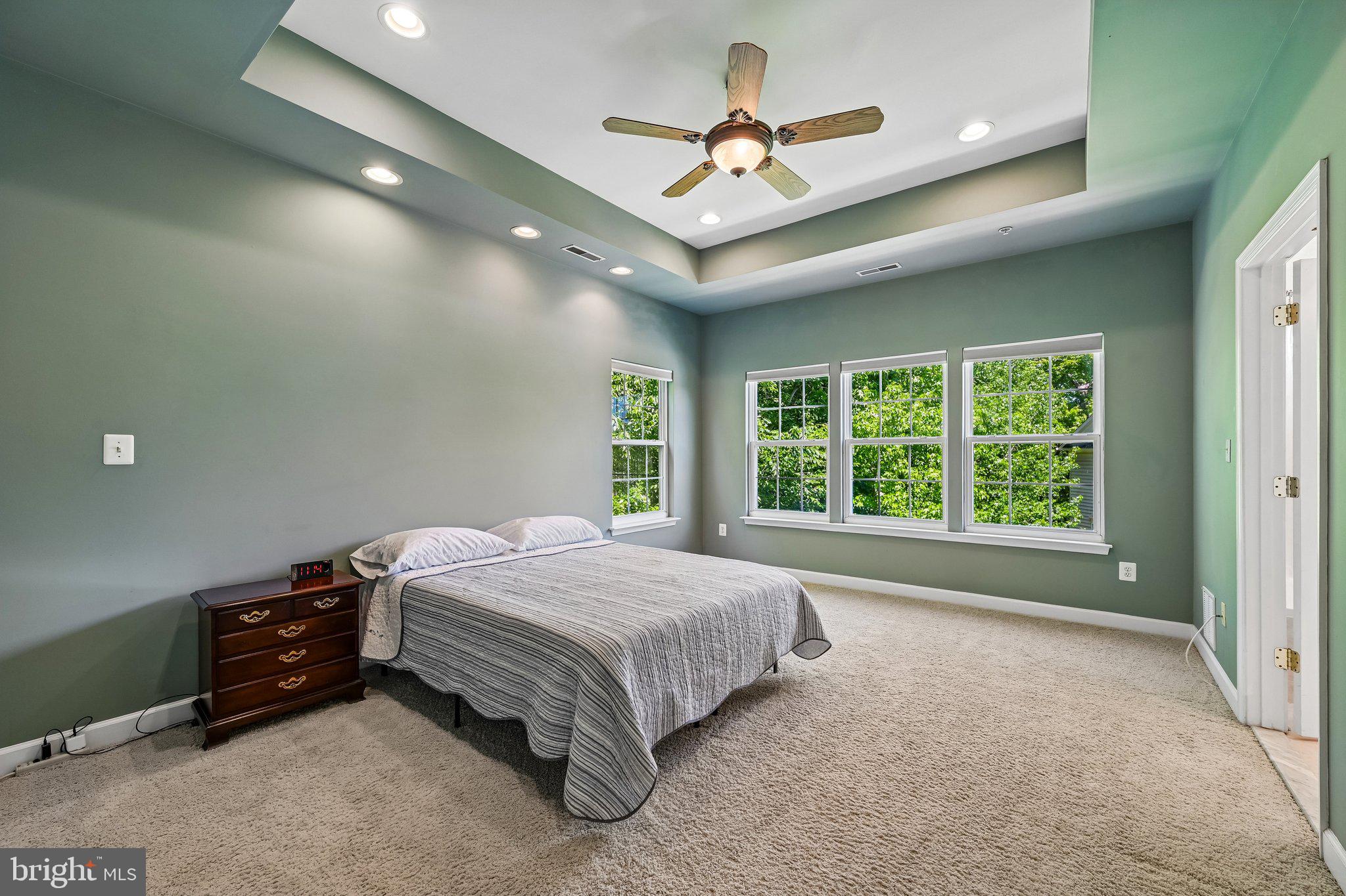 RUSSETT - Residential