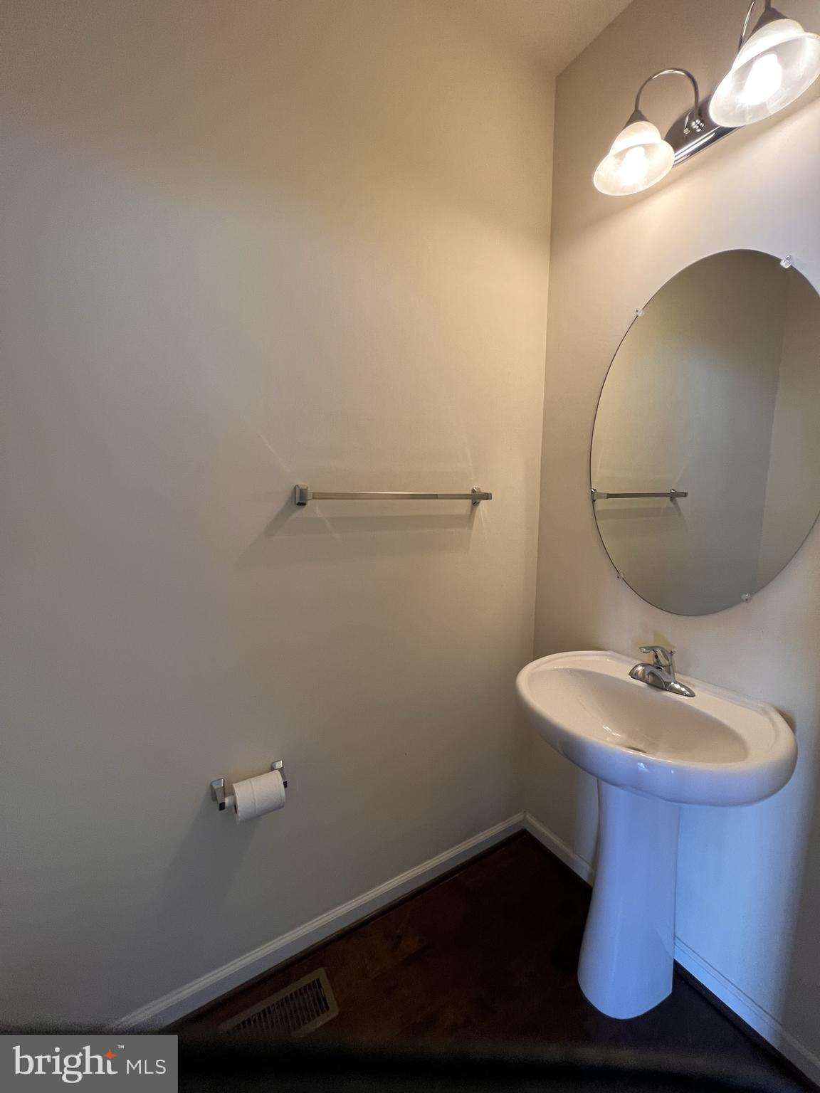 VILLAGE AT WOODSTREAM - Residential Lease