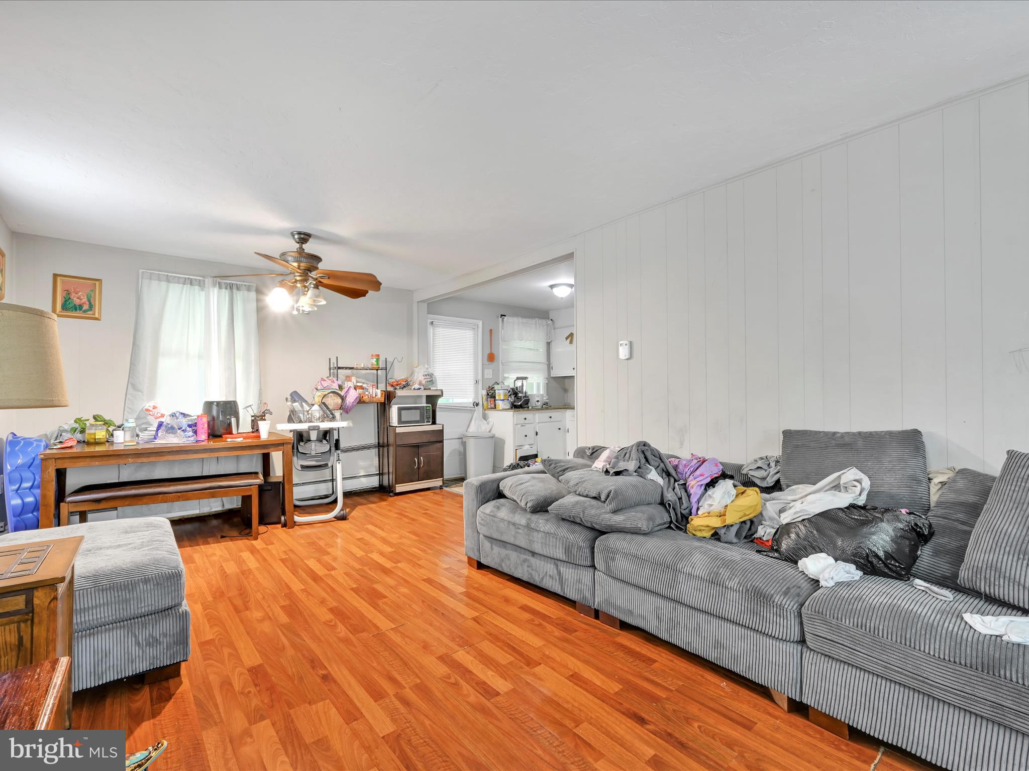 999 LOUCKS PLACE