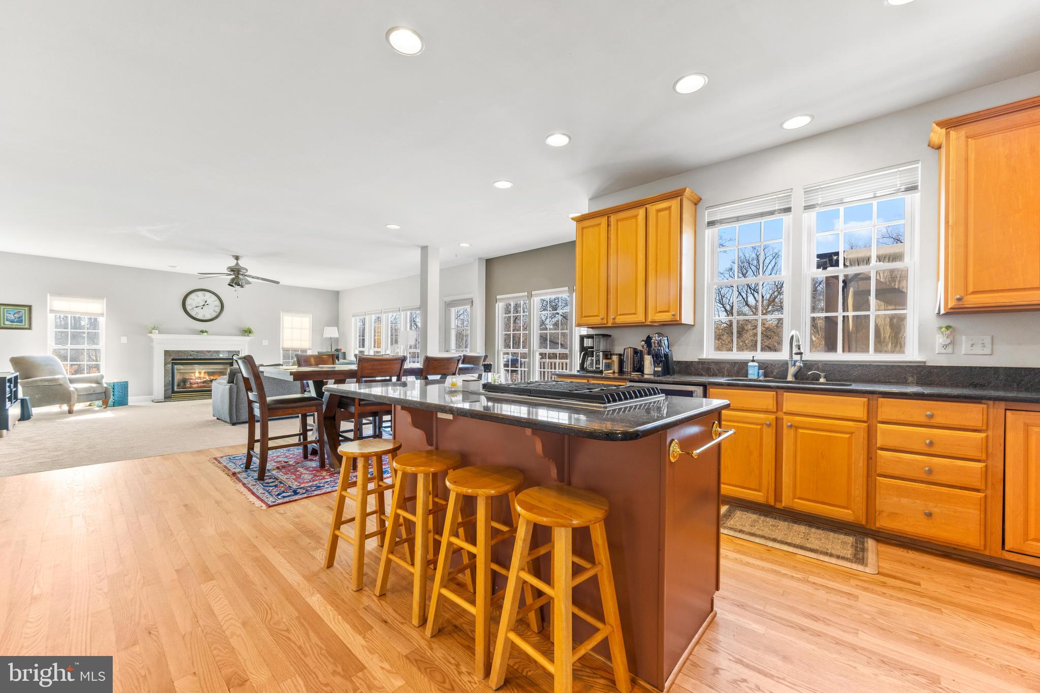 GROVEMONT - Residential