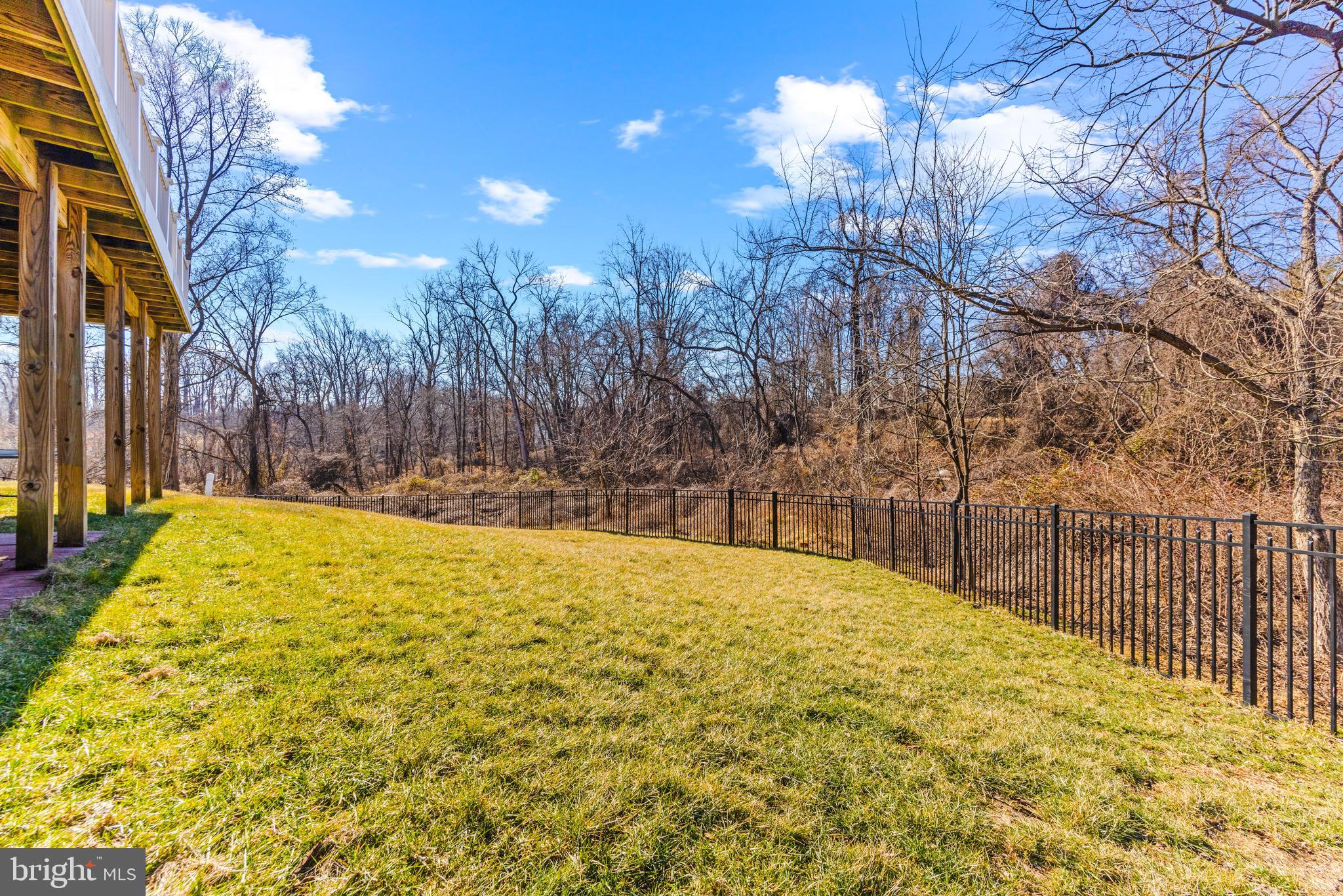 GROVEMONT - Residential