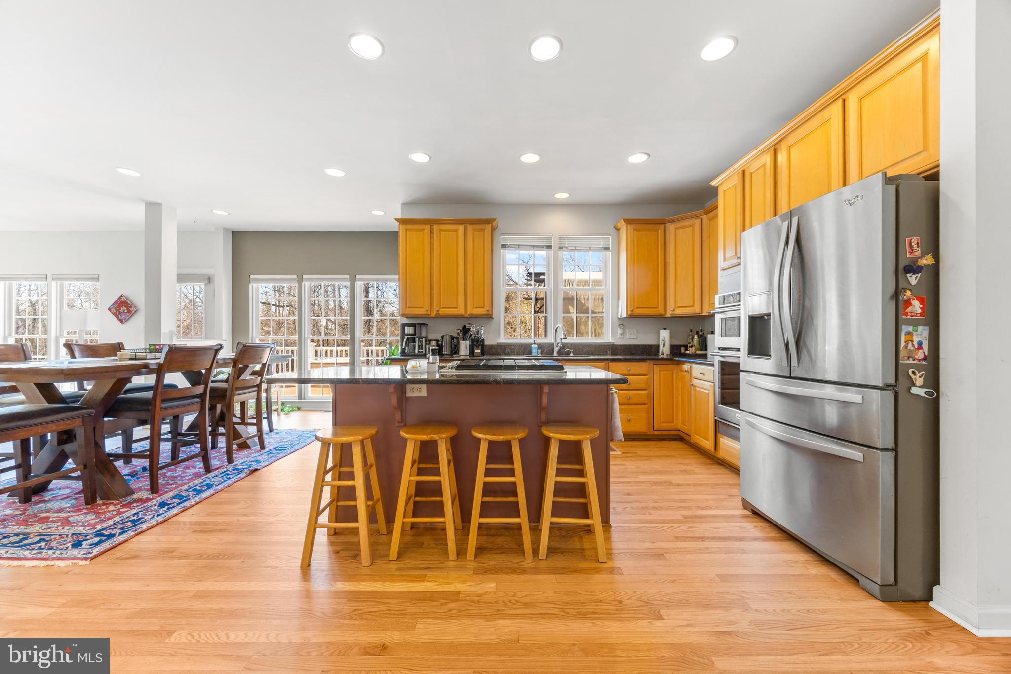 GROVEMONT - Residential