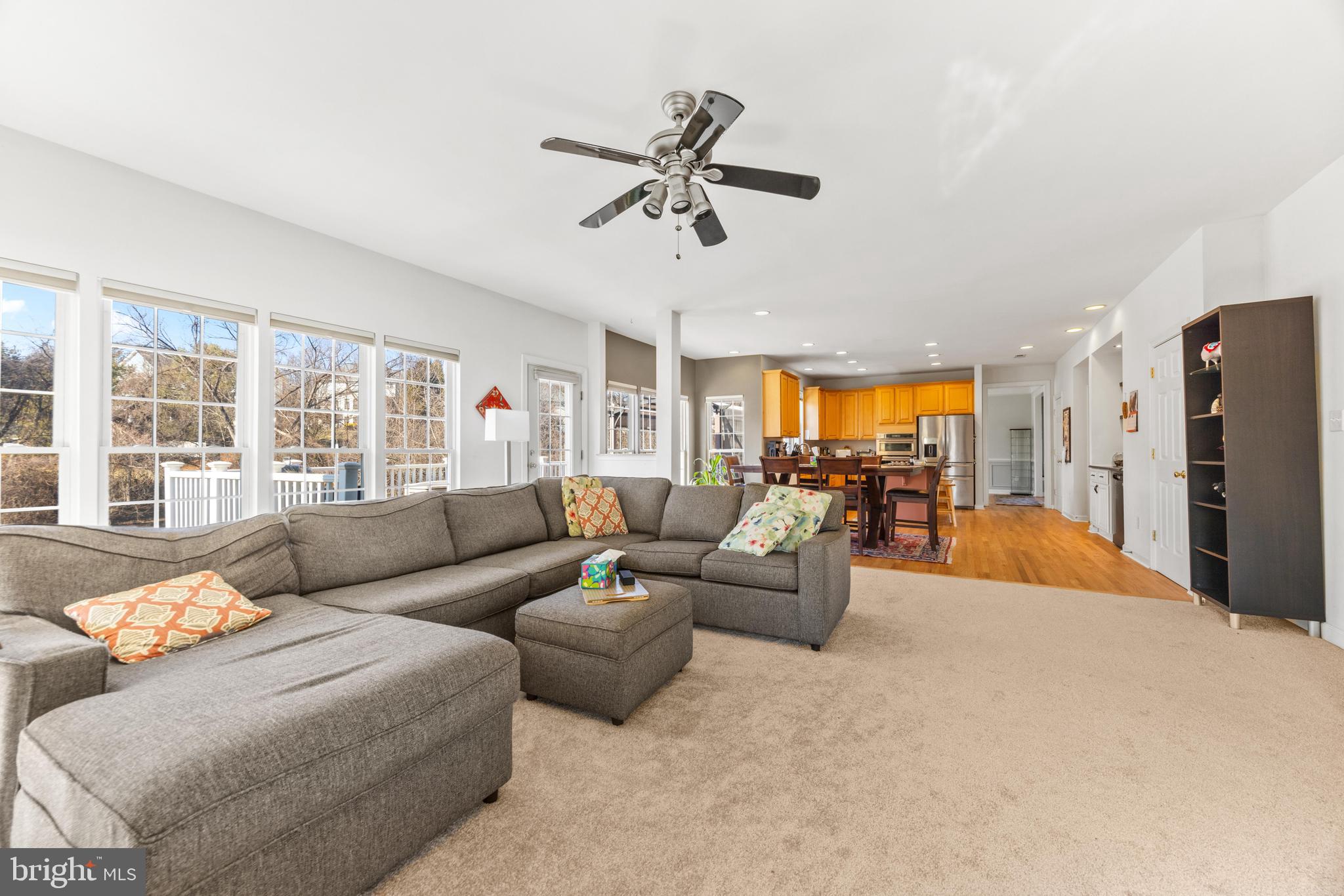 GROVEMONT - Residential