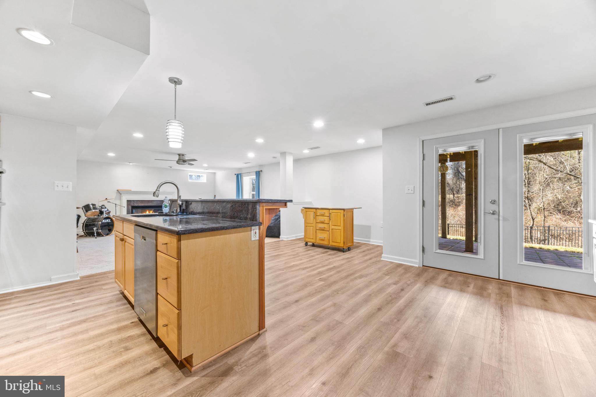 GROVEMONT - Residential