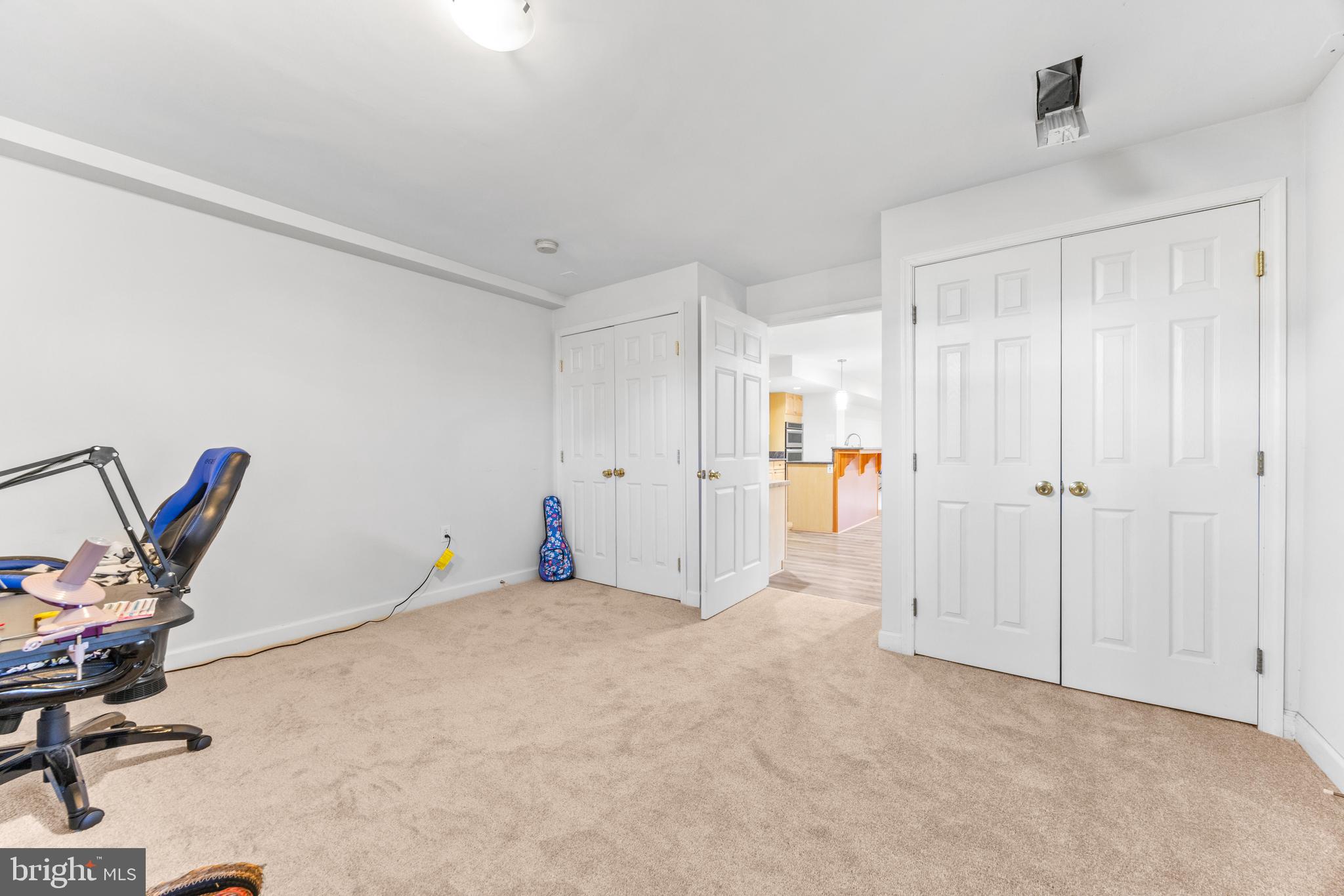 GROVEMONT - Residential