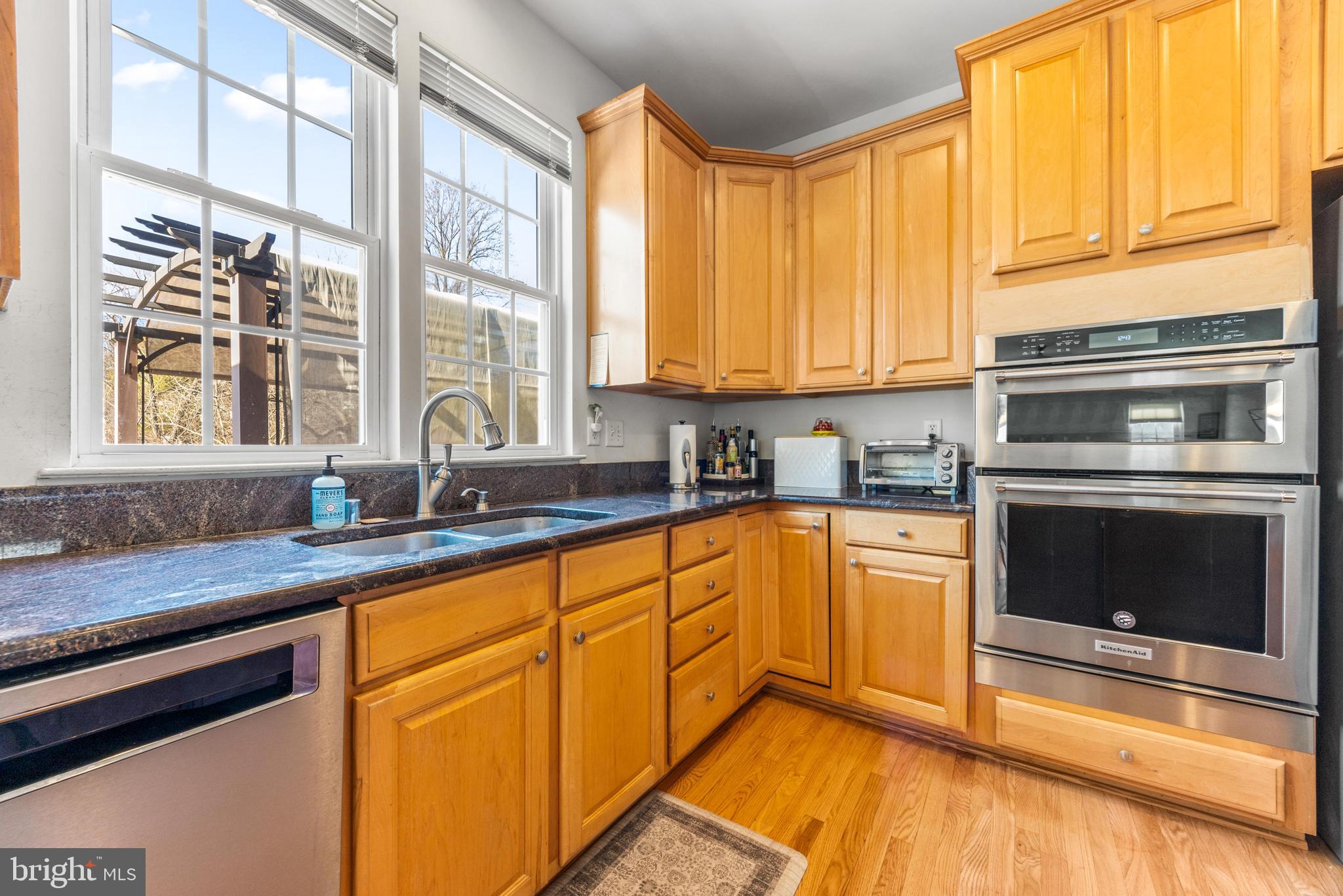 GROVEMONT - Residential