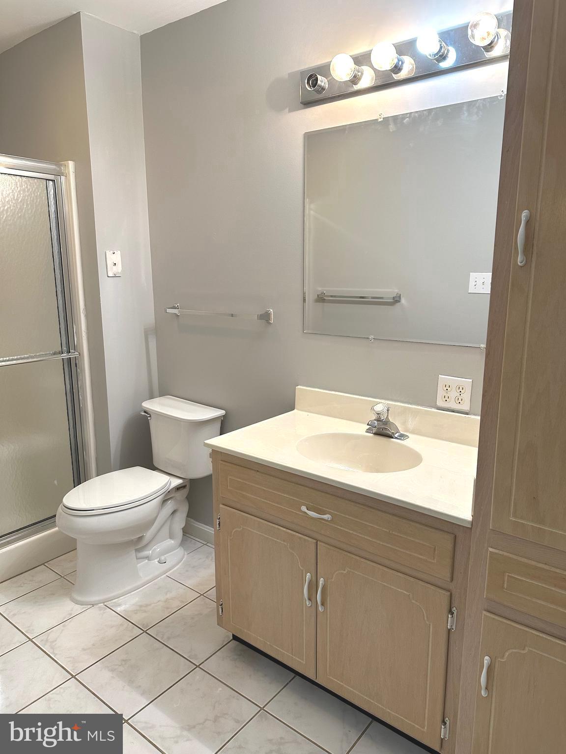 MAPLE RUN - Residential Lease