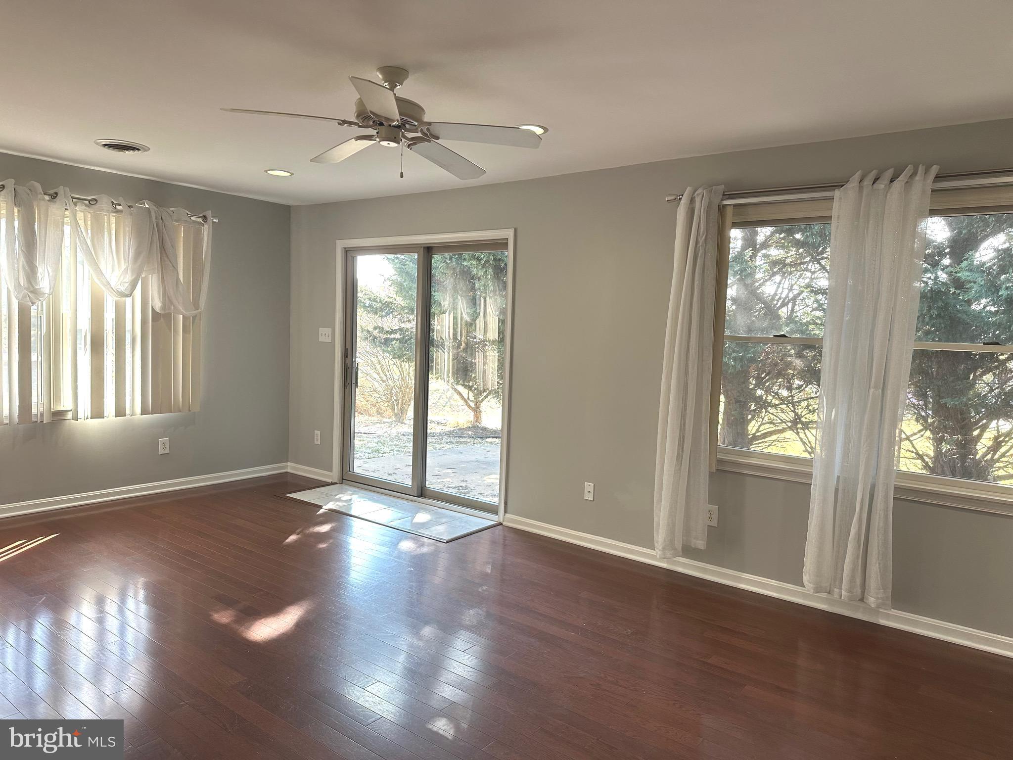 MAPLE RUN - Residential Lease