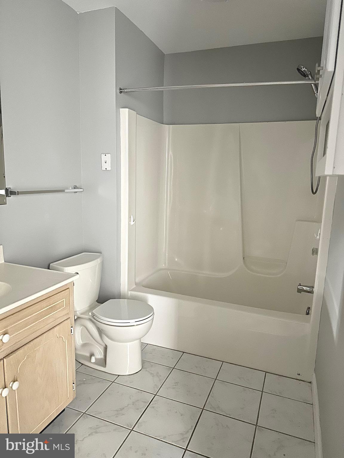 MAPLE RUN - Residential Lease