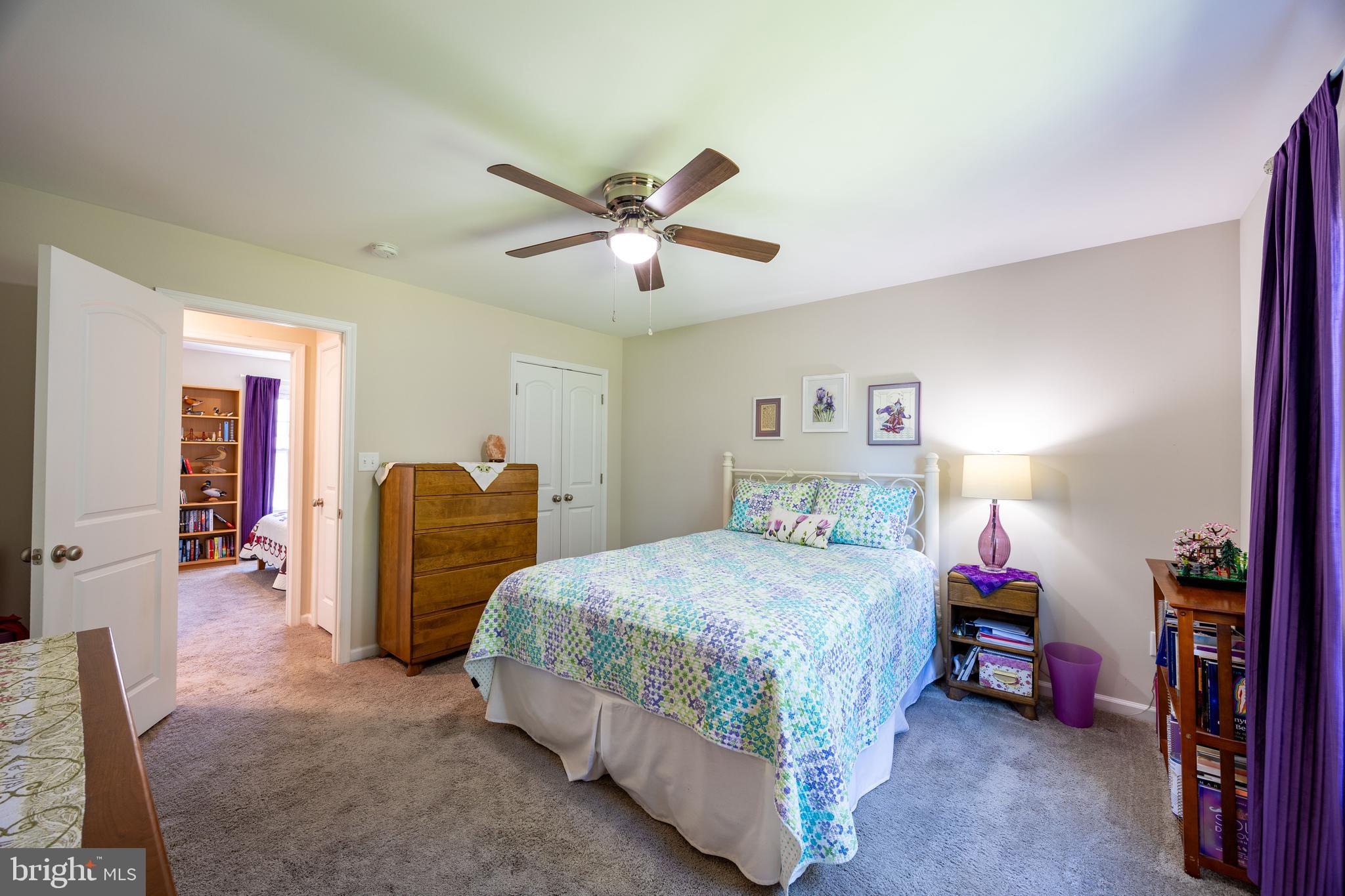 MIDDLE CREEK MANOR - Residential