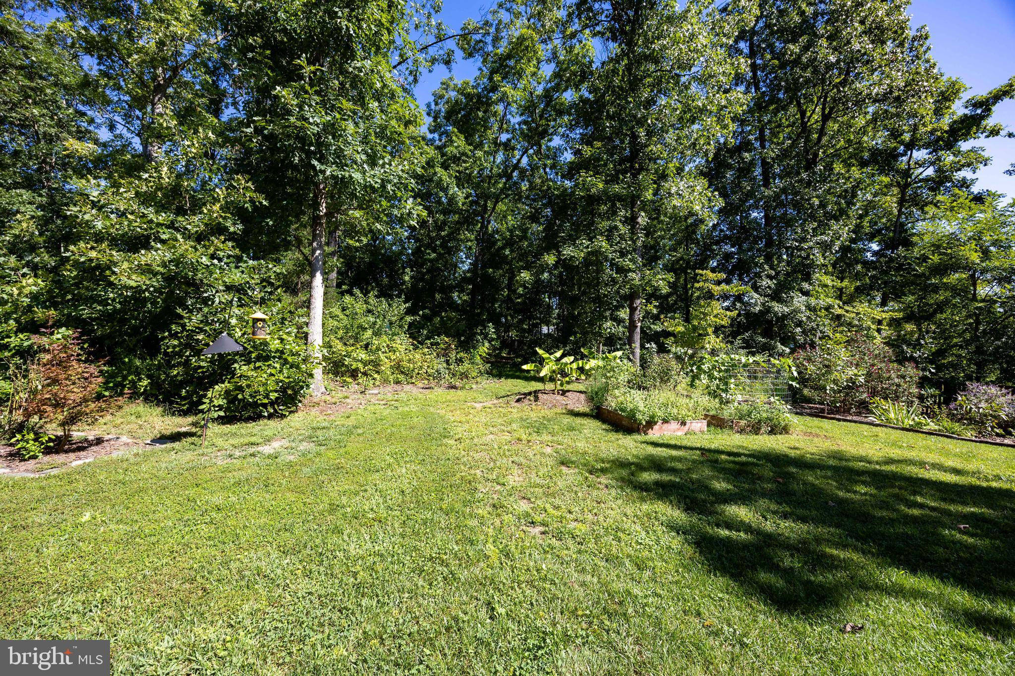 MIDDLE CREEK MANOR - Residential