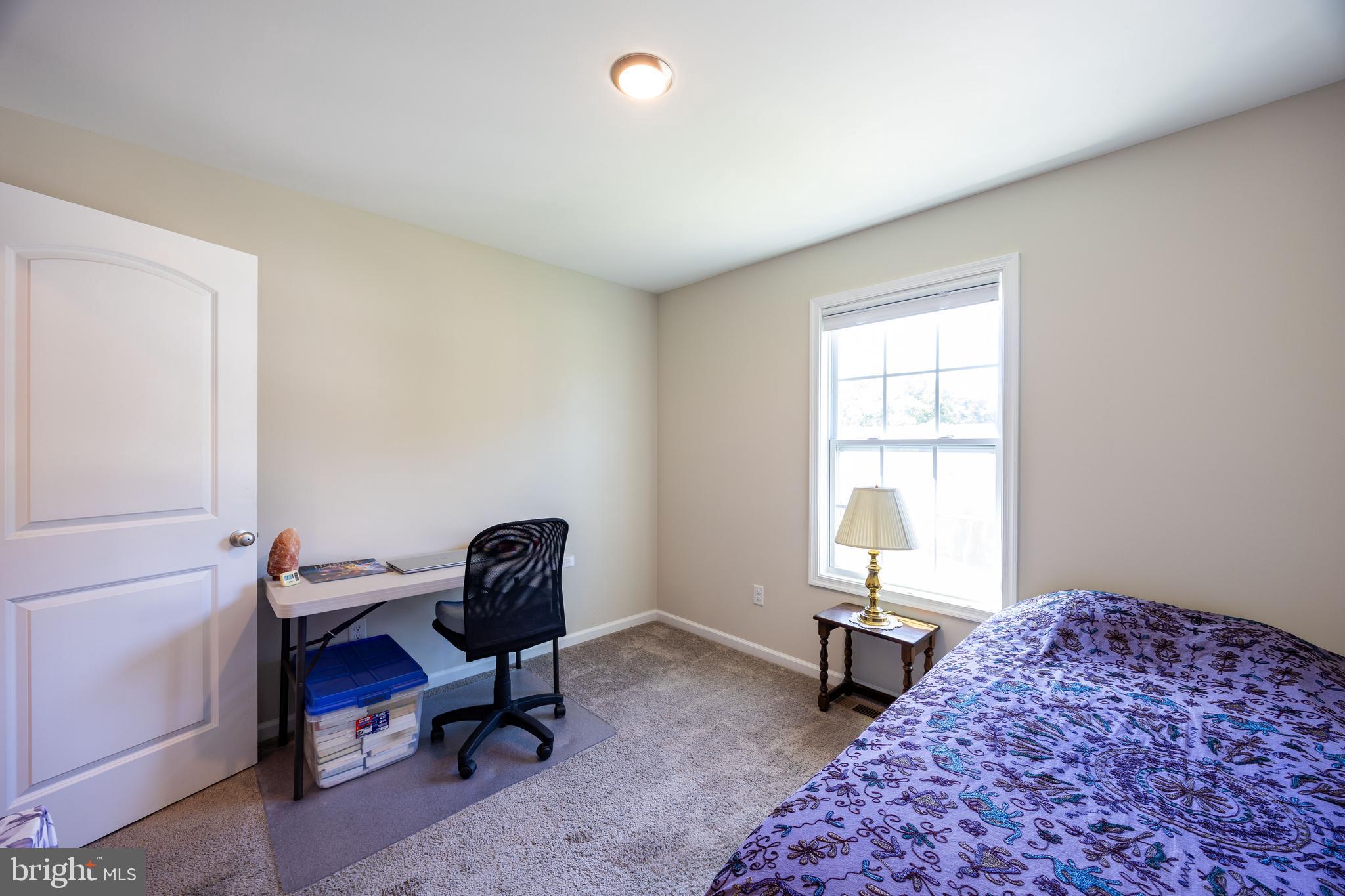 MIDDLE CREEK MANOR - Residential