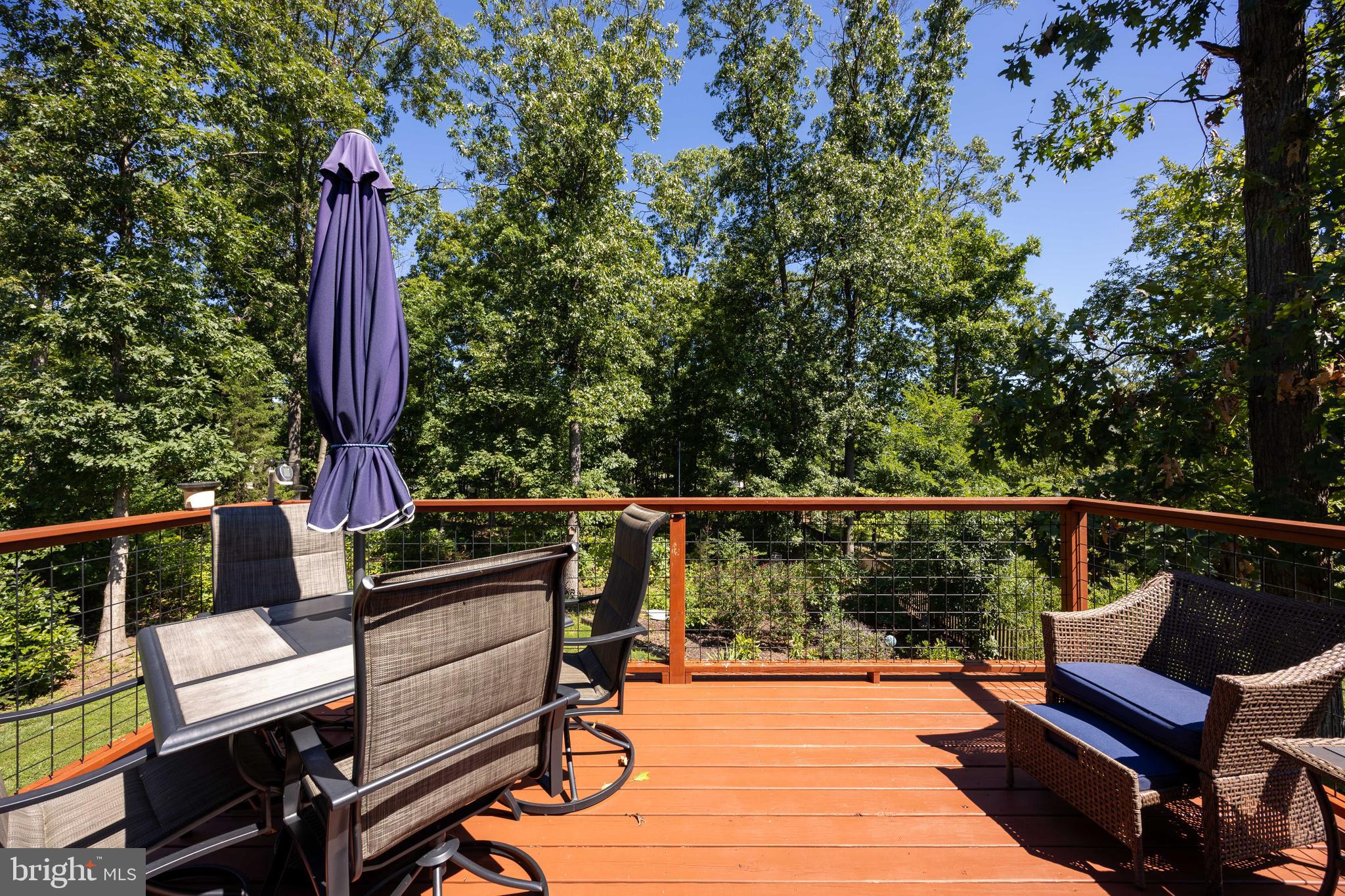 MIDDLE CREEK MANOR - Residential