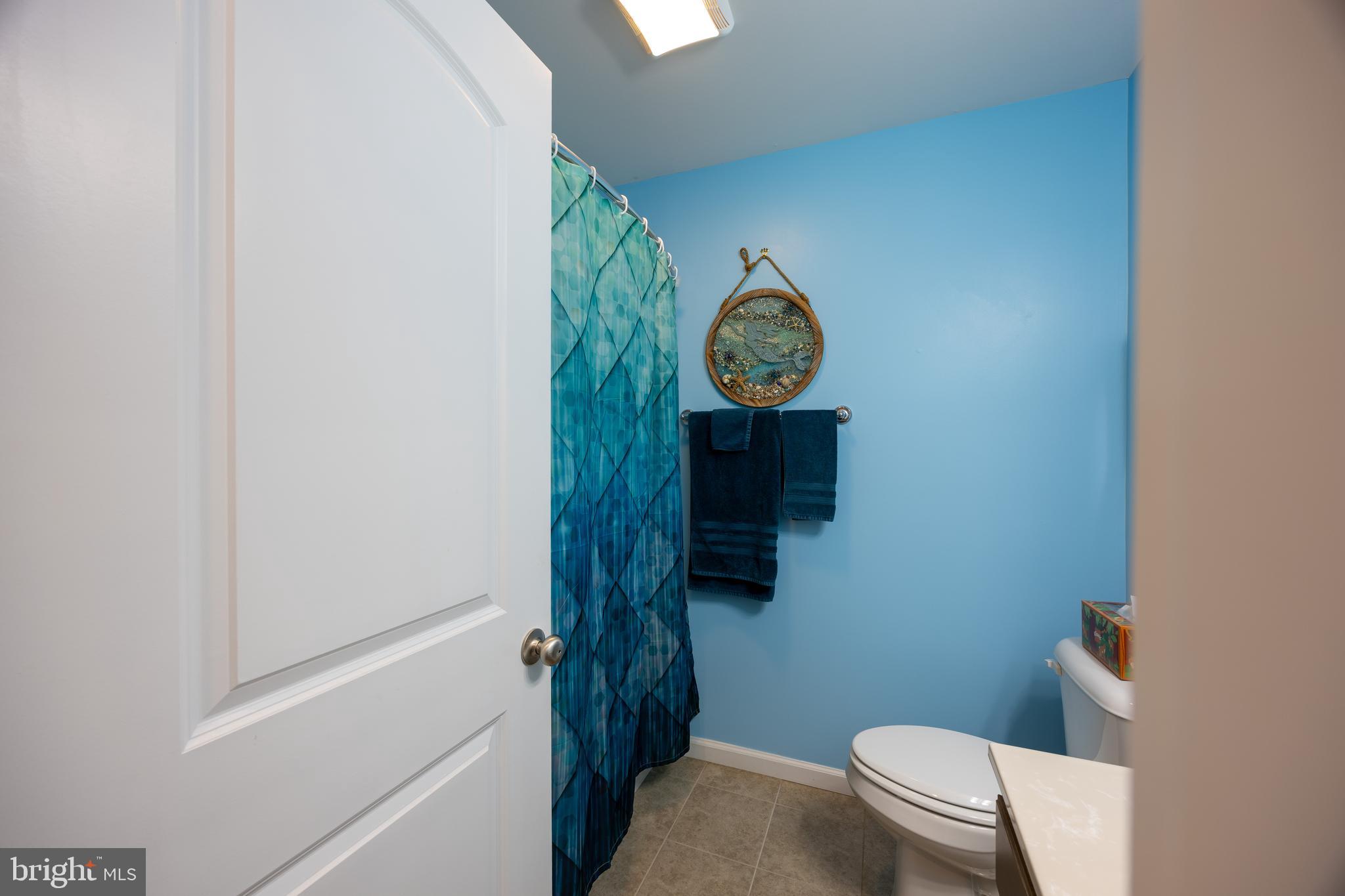 MIDDLE CREEK MANOR - Residential