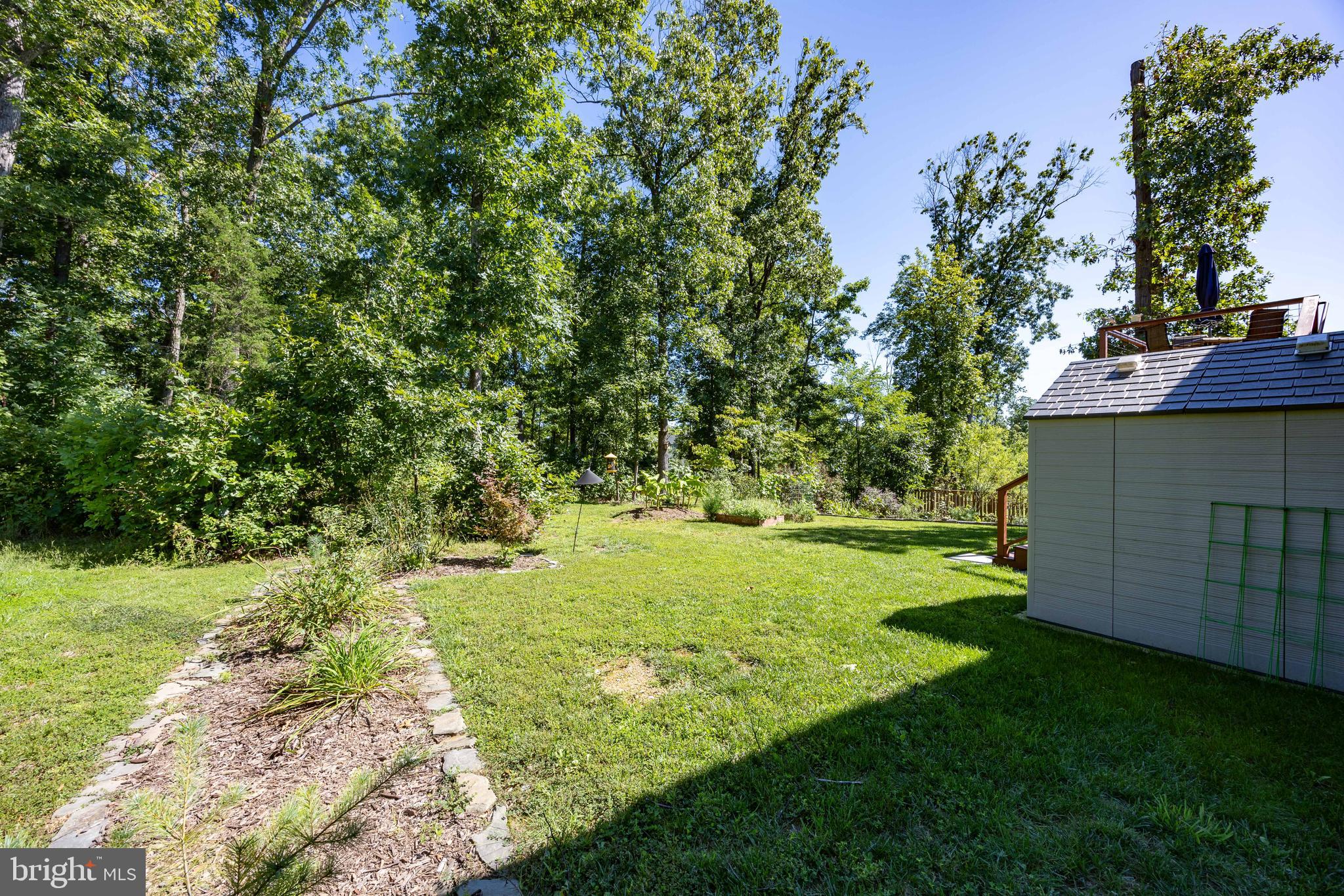 MIDDLE CREEK MANOR - Residential