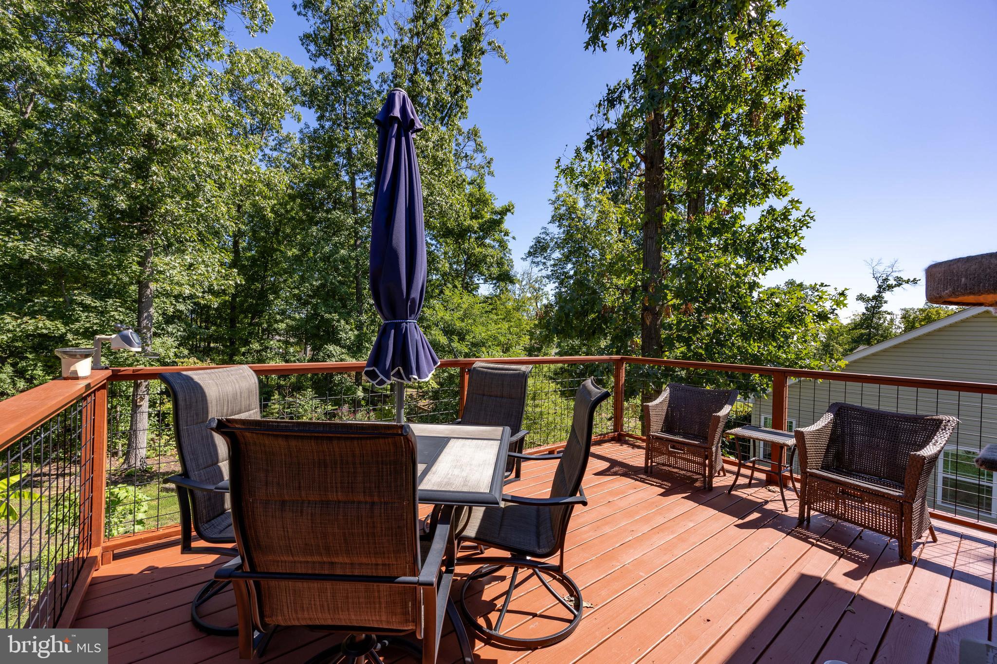 MIDDLE CREEK MANOR - Residential