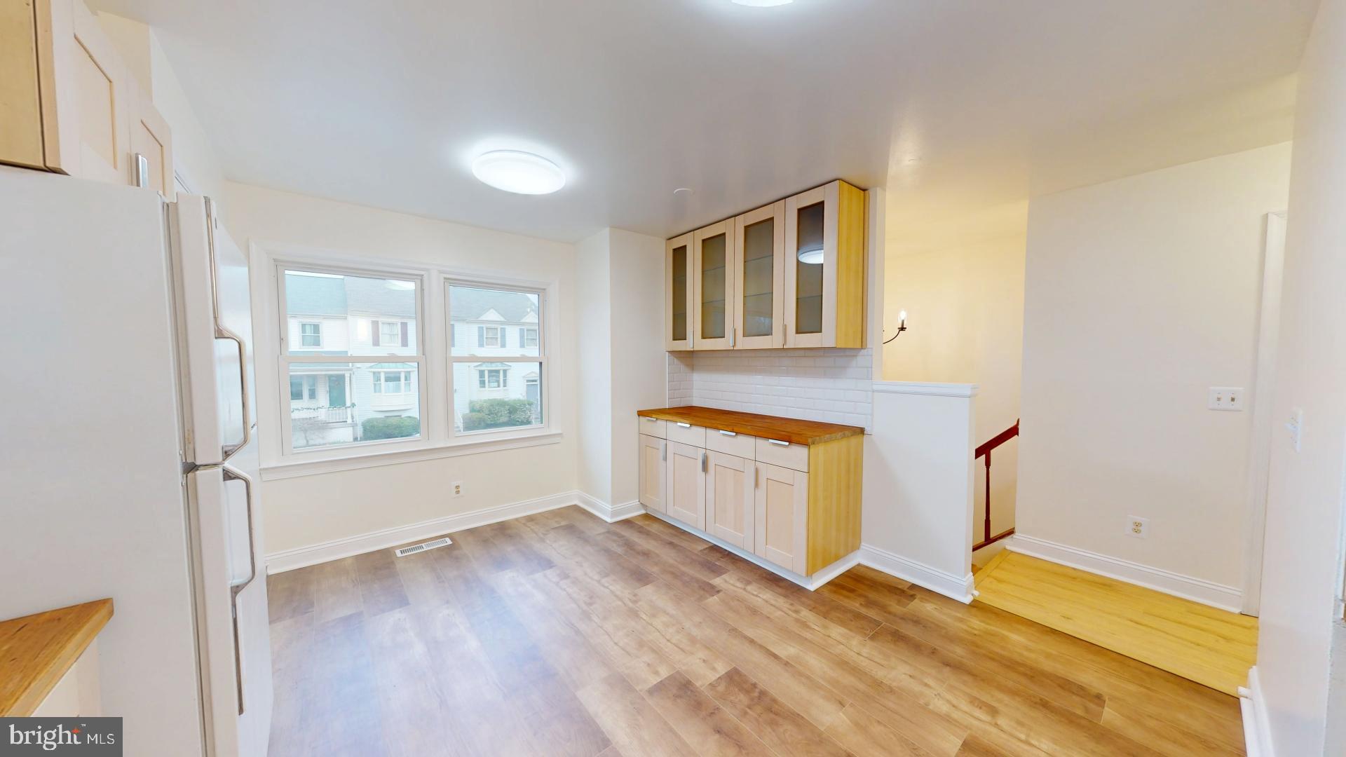 ROXBURY OF MT VERNON - Residential Lease