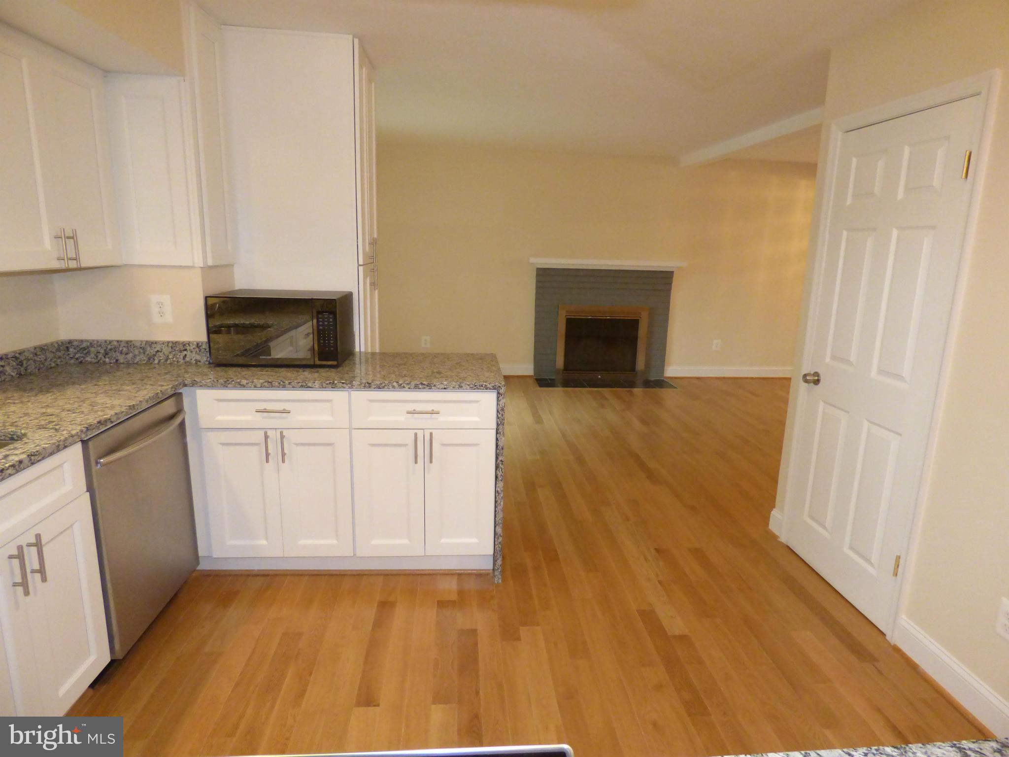 HICKORY FARMS - Residential