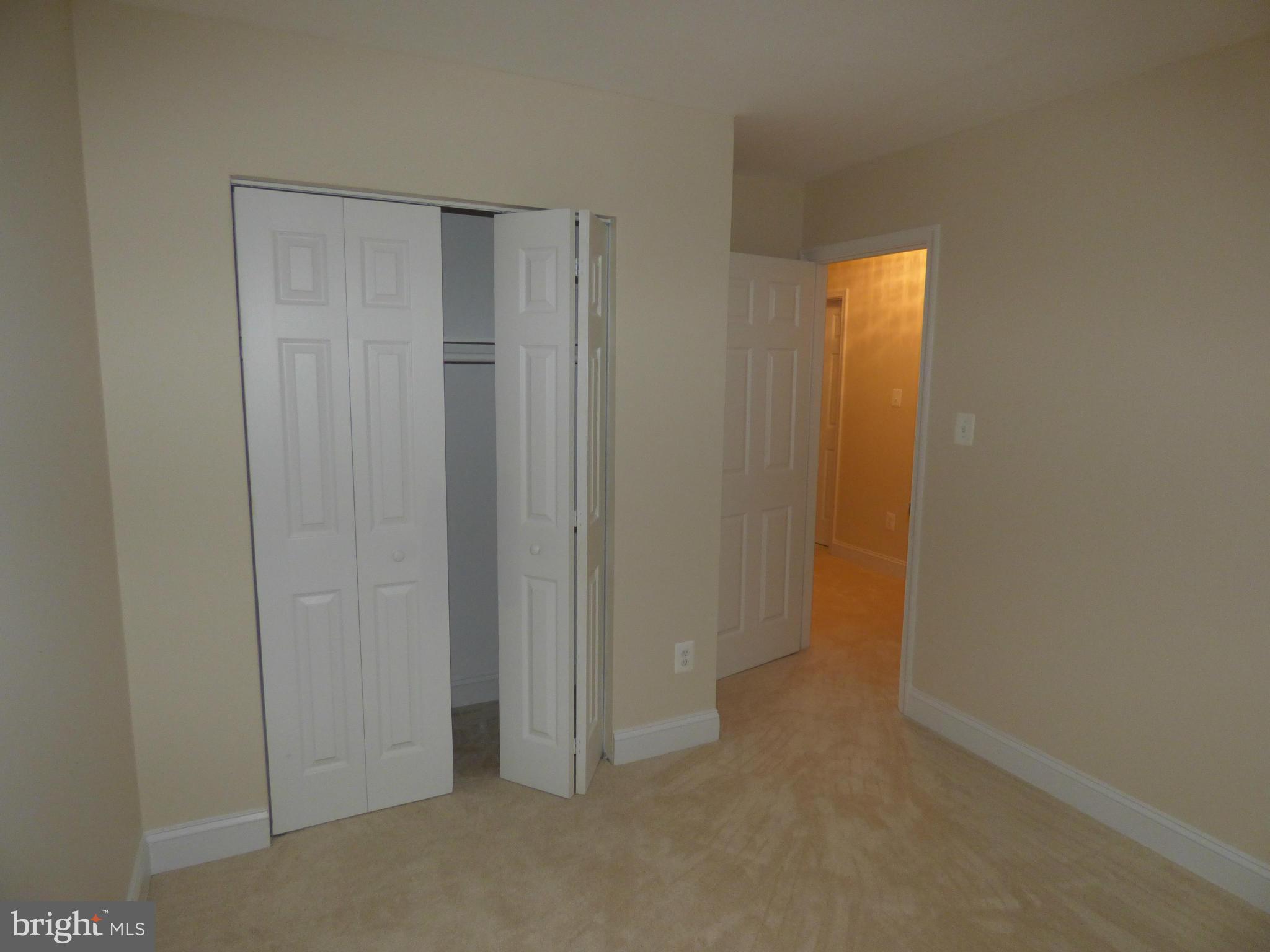 HICKORY FARMS - Residential