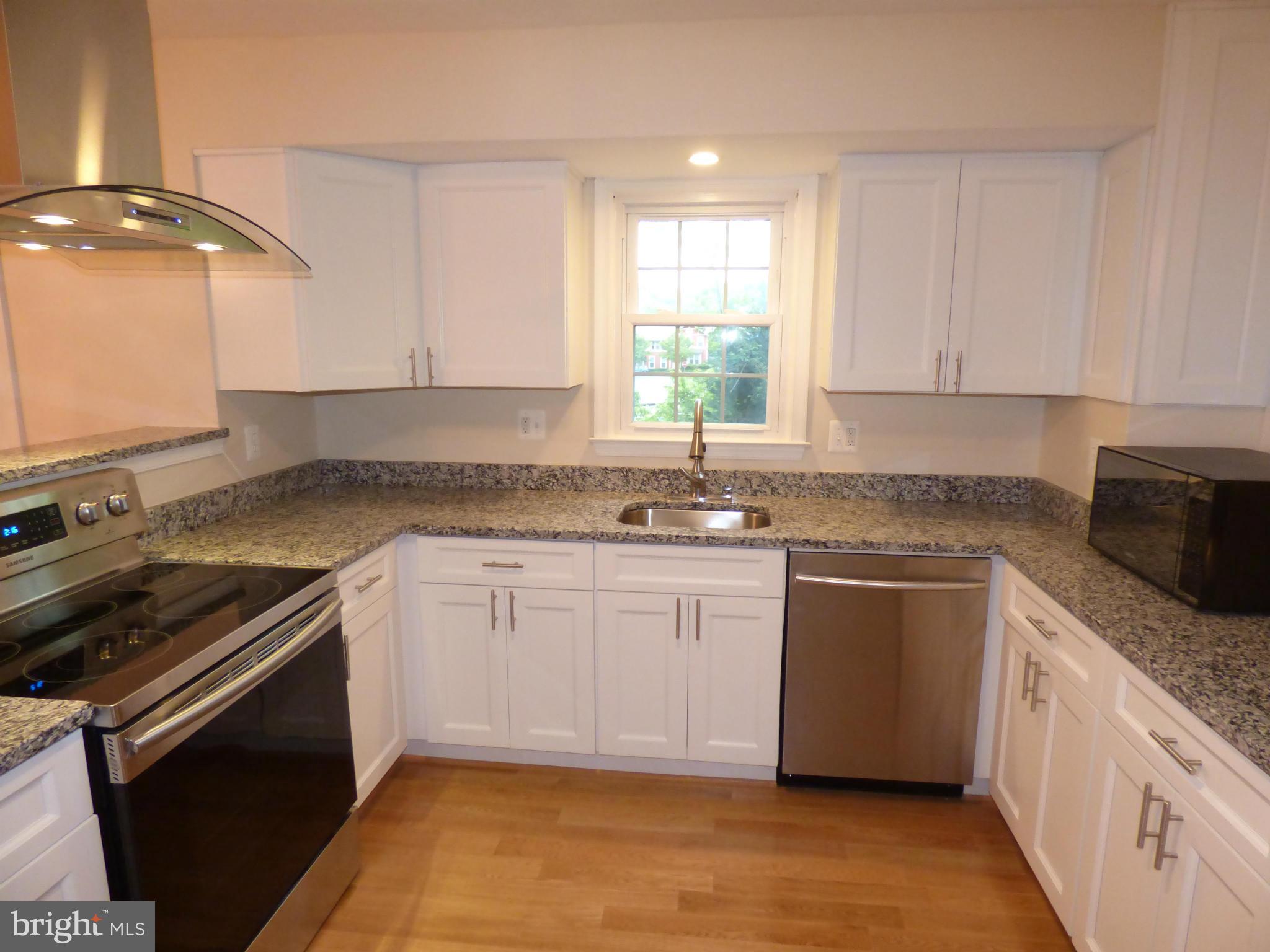 HICKORY FARMS - Residential