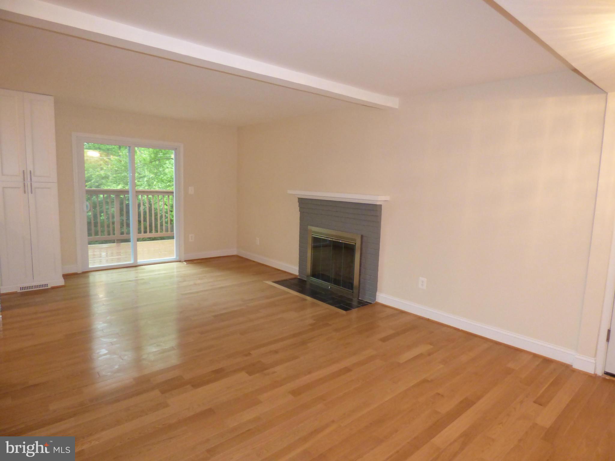 HICKORY FARMS - Residential