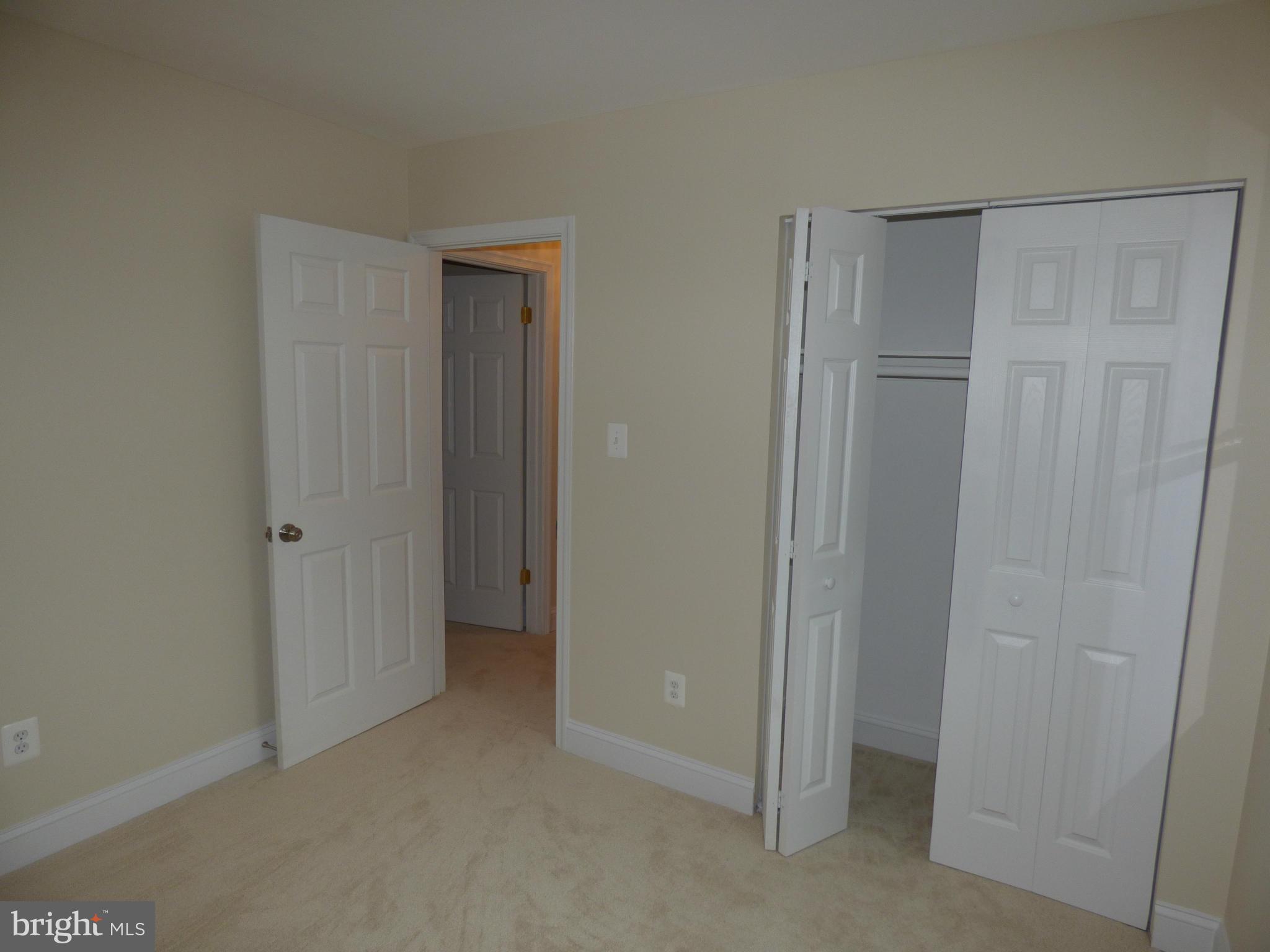 HICKORY FARMS - Residential