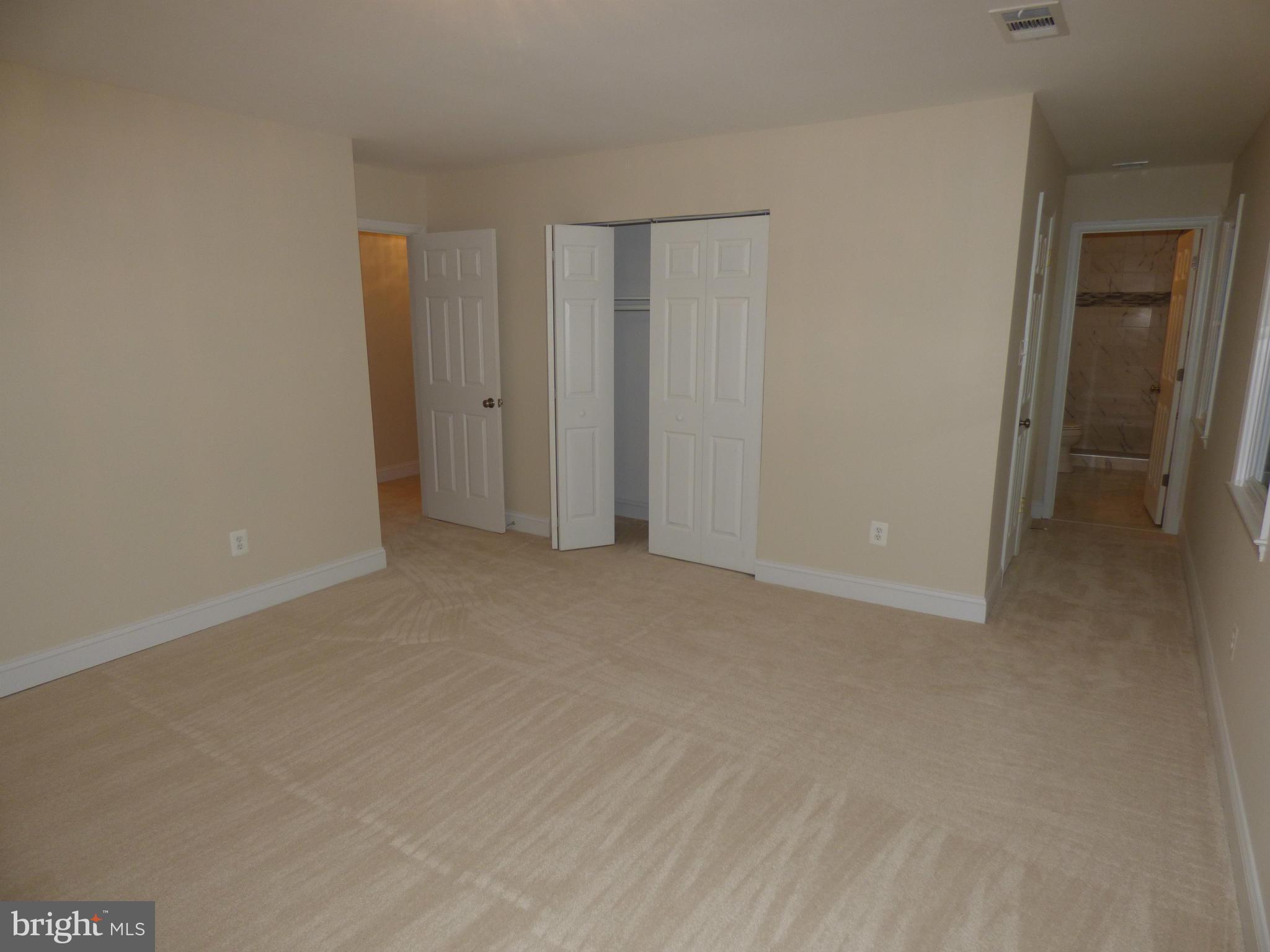 HICKORY FARMS - Residential