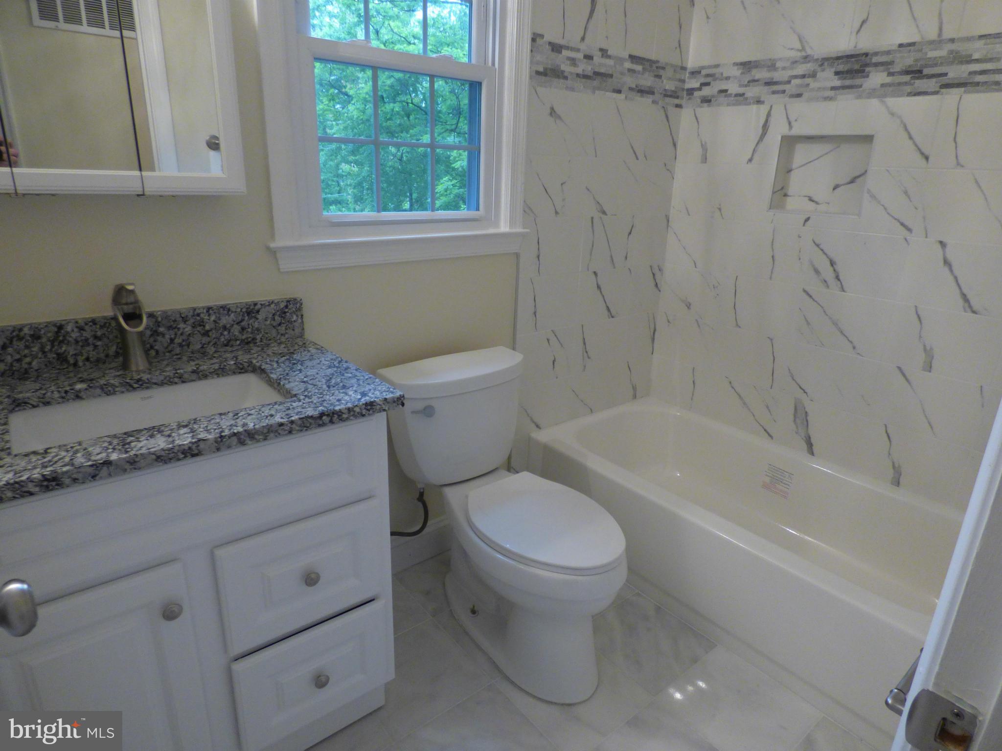 HICKORY FARMS - Residential