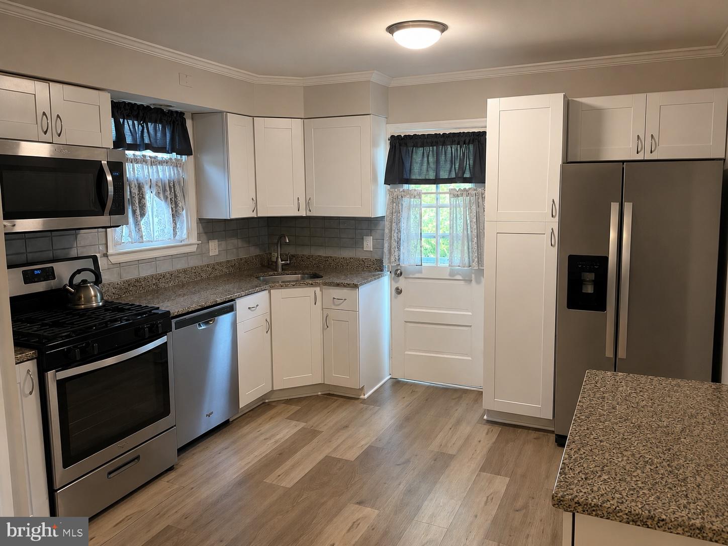 CARNEY GROVE - Residential