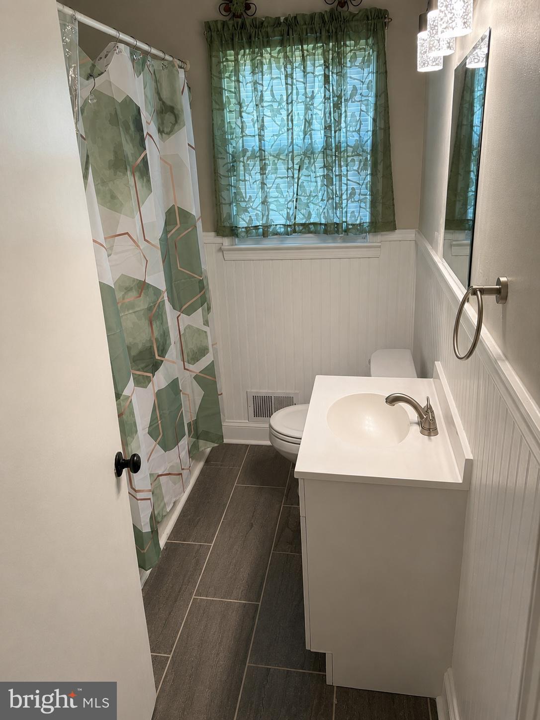 CARNEY GROVE - Residential