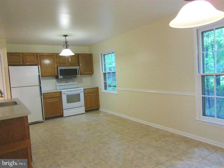 COMSTOCK - Residential Lease