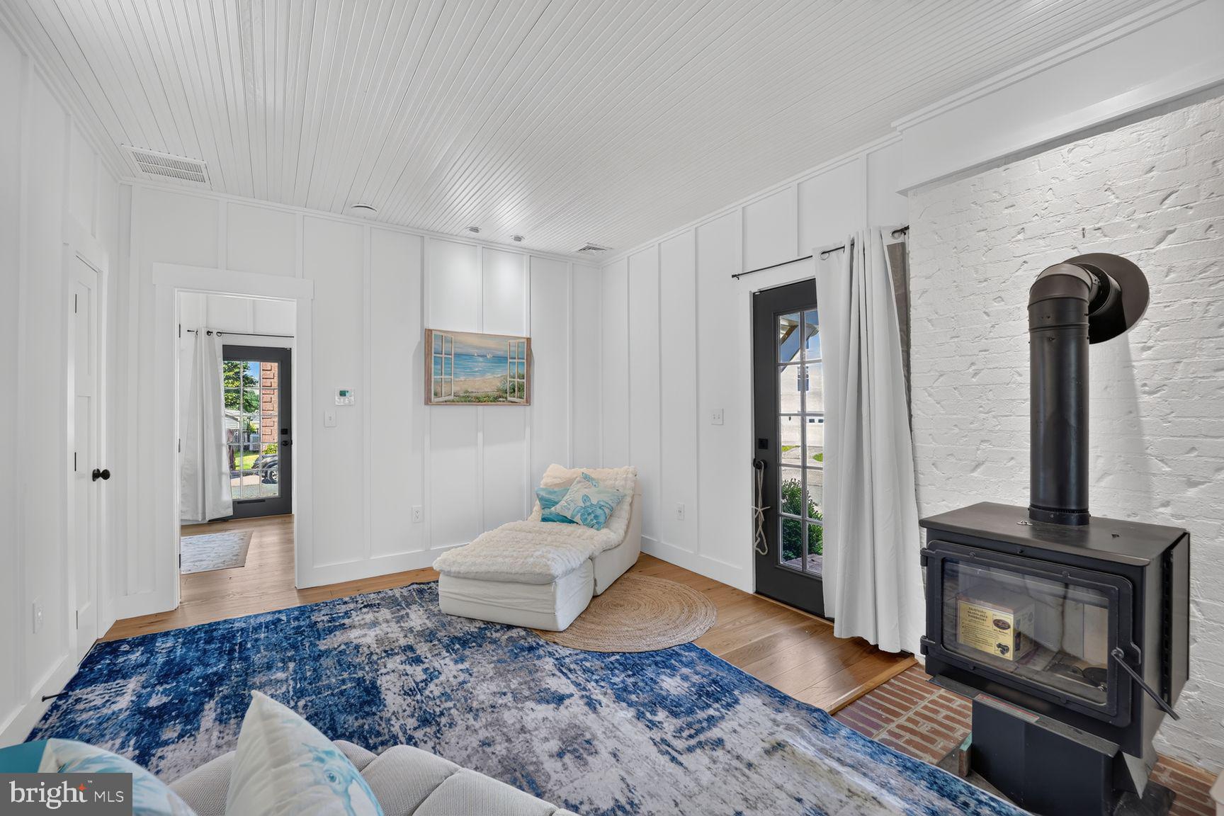 626 IRVIN AVENUE