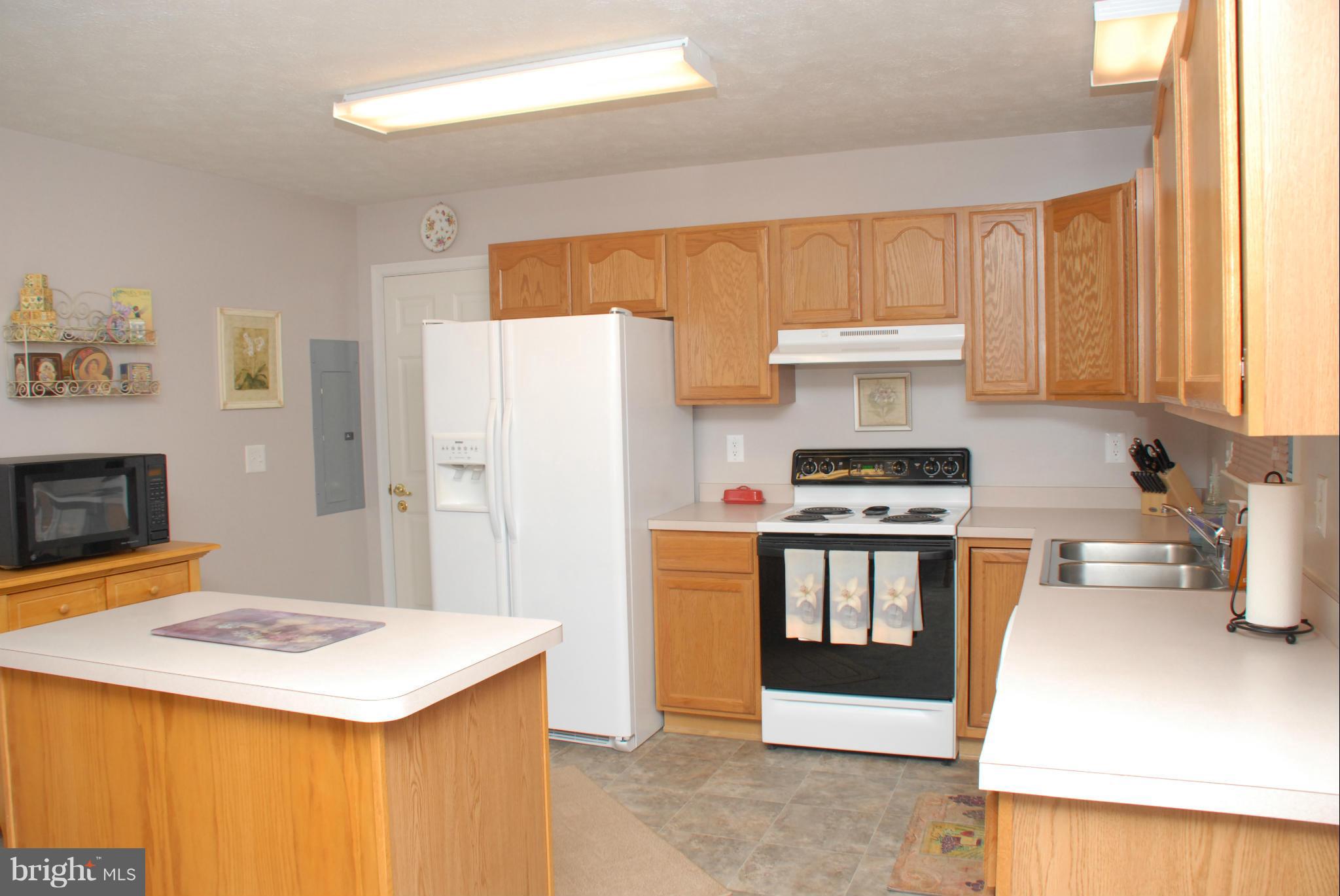 BAY RIDGE ESTATES - Residential