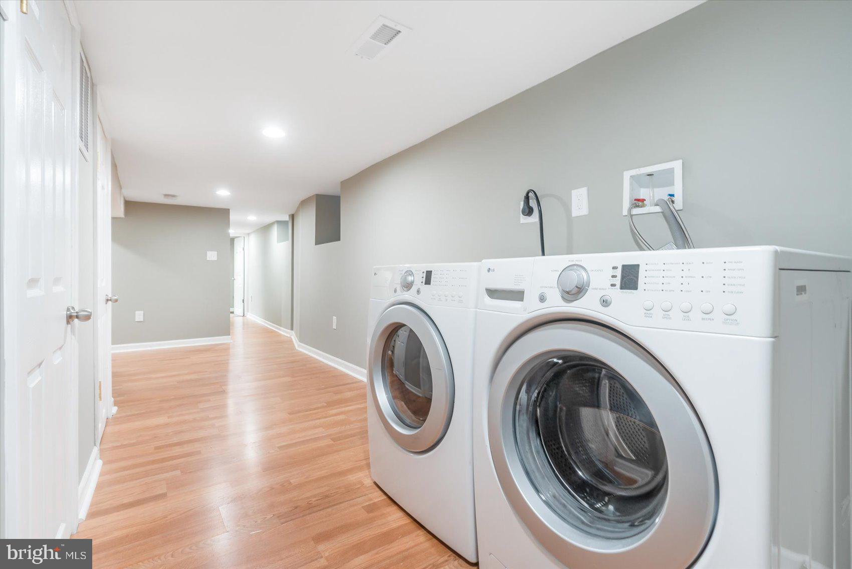 COLD SPRING NEWTOWN - Residential