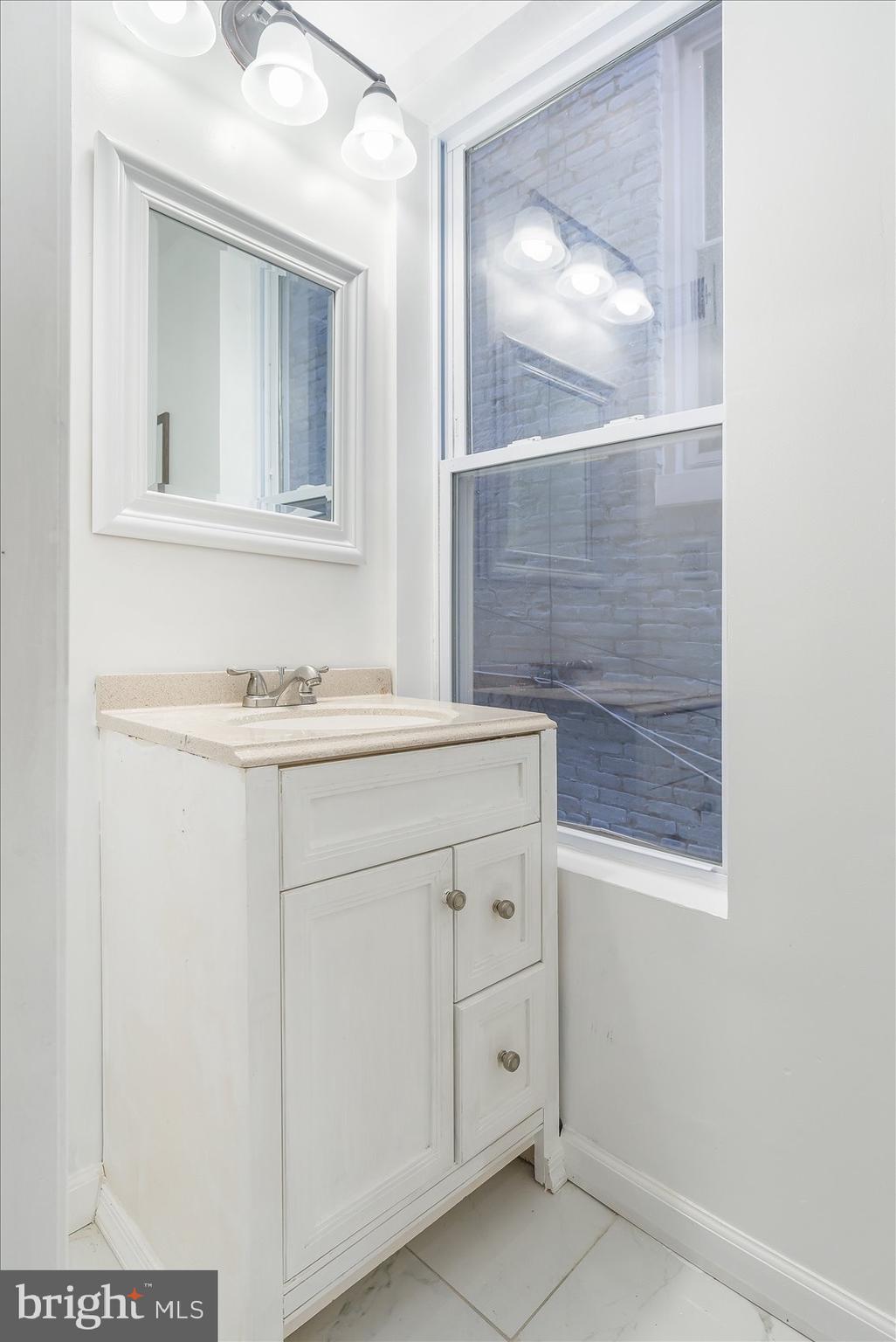 COLD SPRING NEWTOWN - Residential