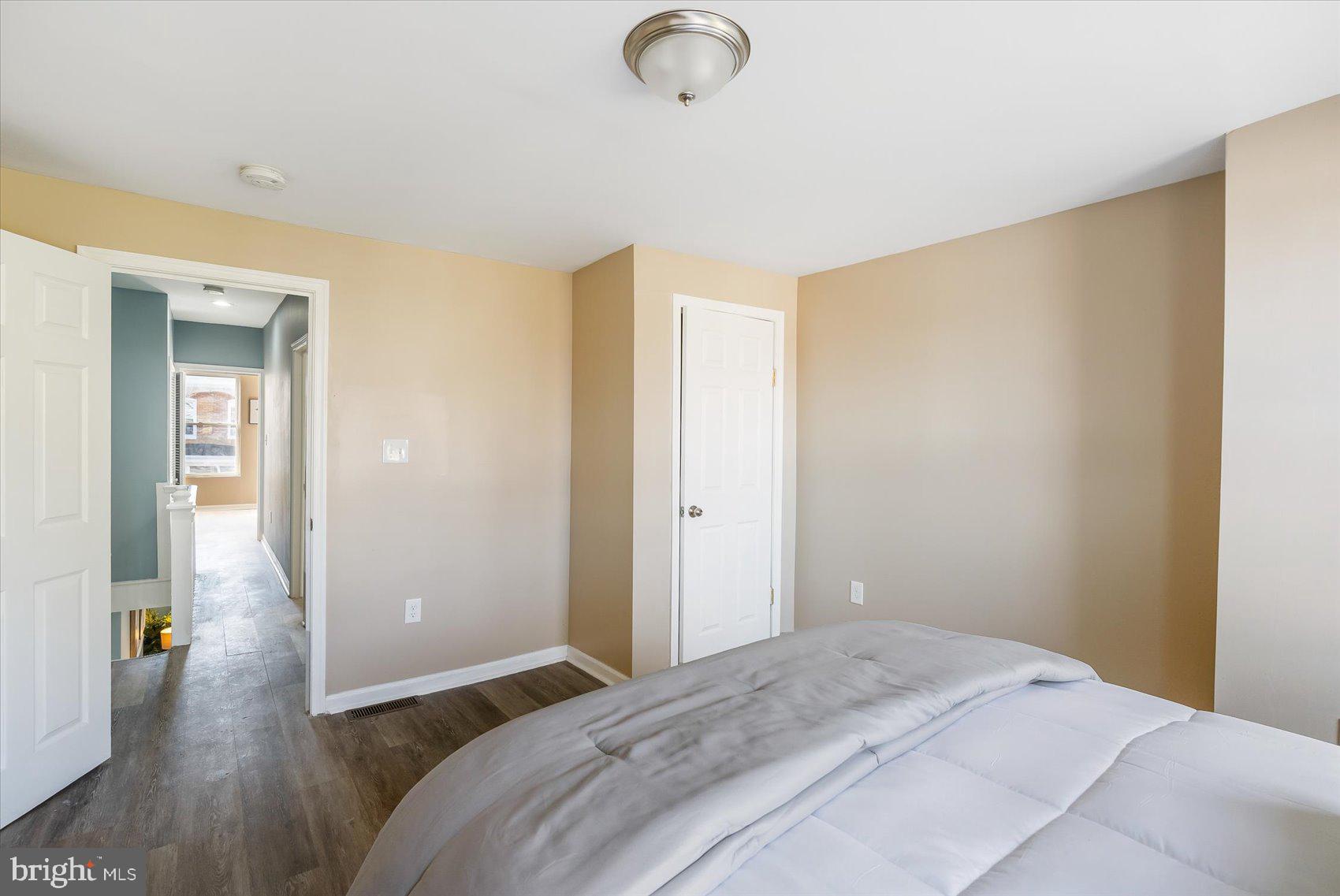 COLD SPRING NEWTOWN - Residential